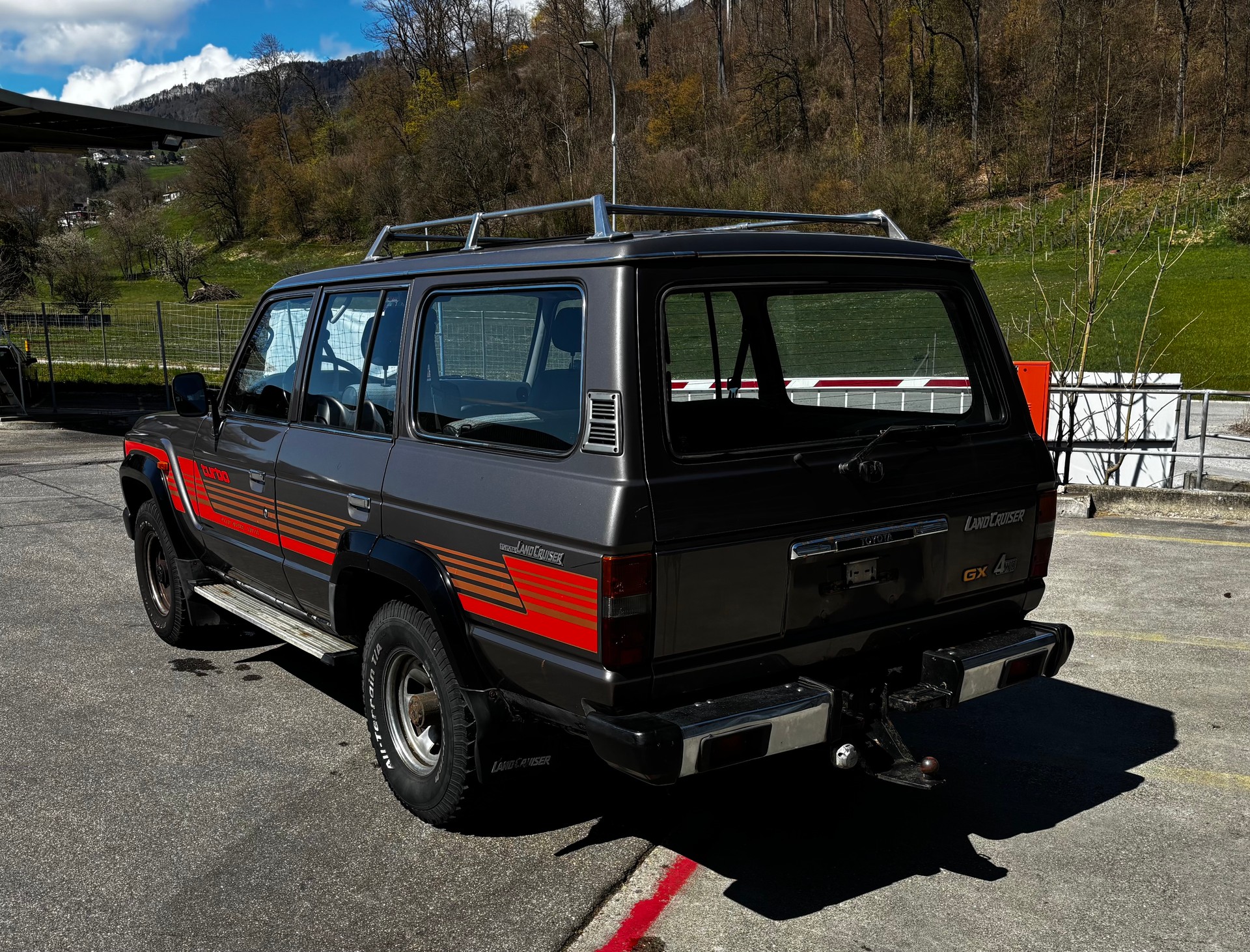 TOYOTA HJ 61 Station G TD-image-4