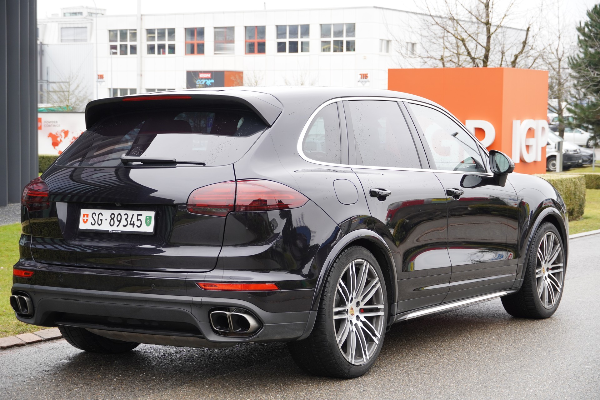 PORSCHE Cayenne Turbo-image-3