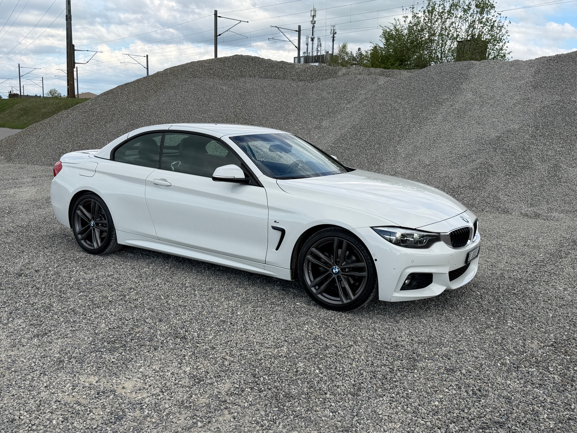 BMW 420i Cabriolet M Sport Steptronic-image-1