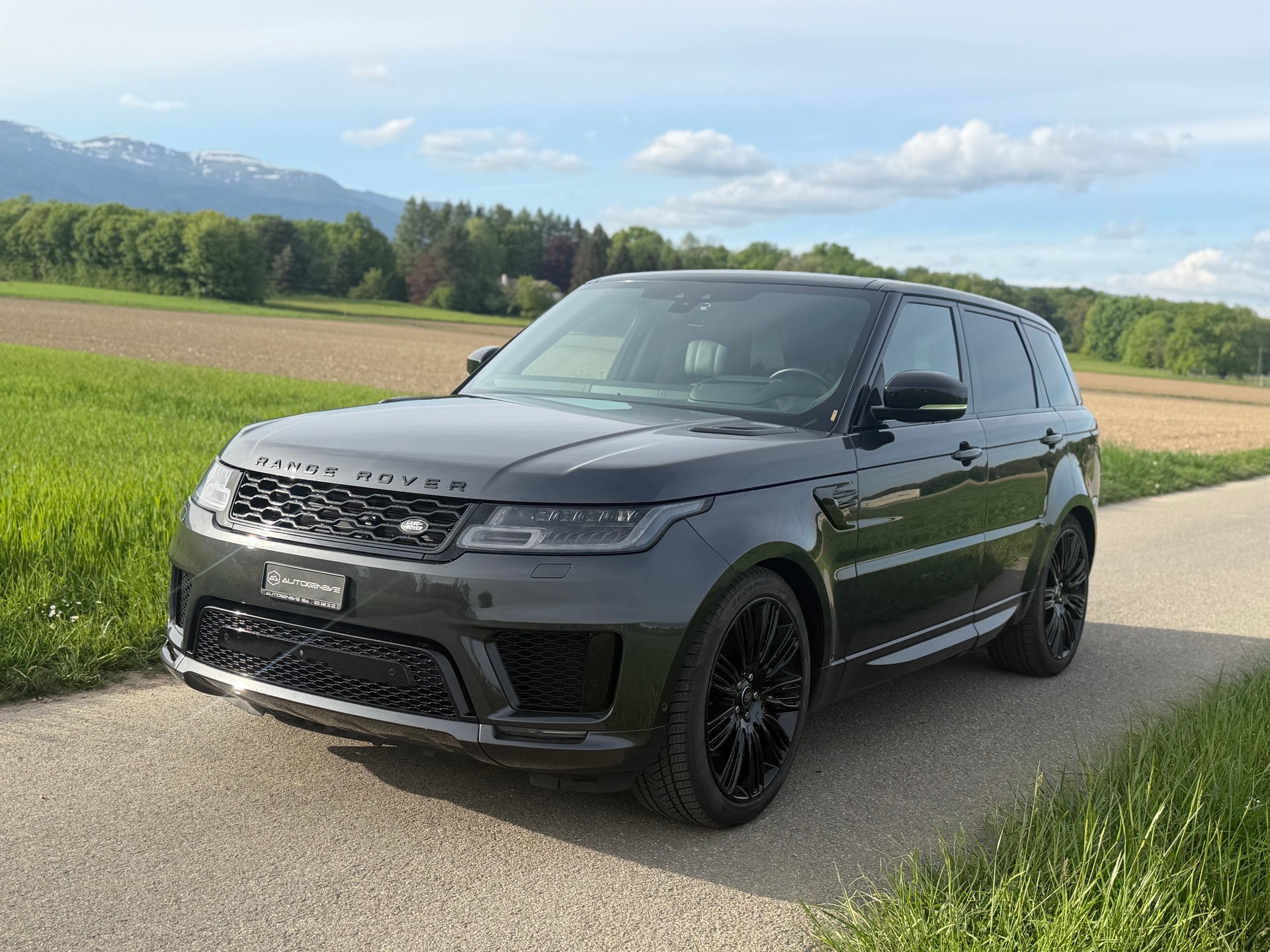 LAND ROVER Range Rover Sport P525 5.0 V8 S/C HSE Dynamic Automatic-image-4
