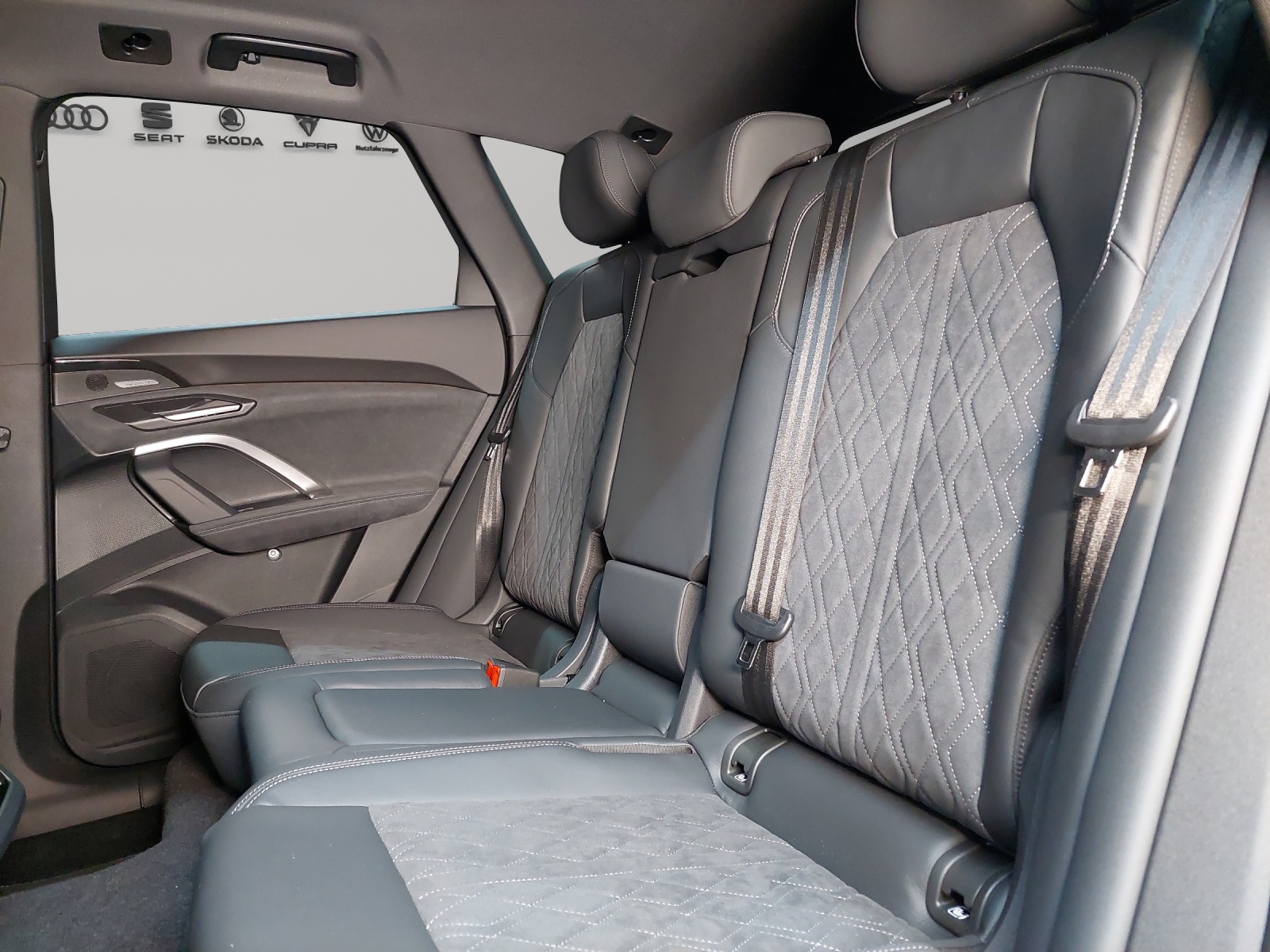 AUDI Q5 TDI quattro 150 kW S-tronic-image-8