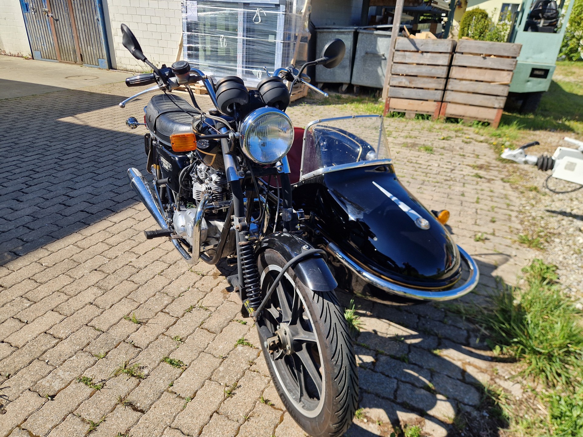 TRIUMPH T140E-image-7
