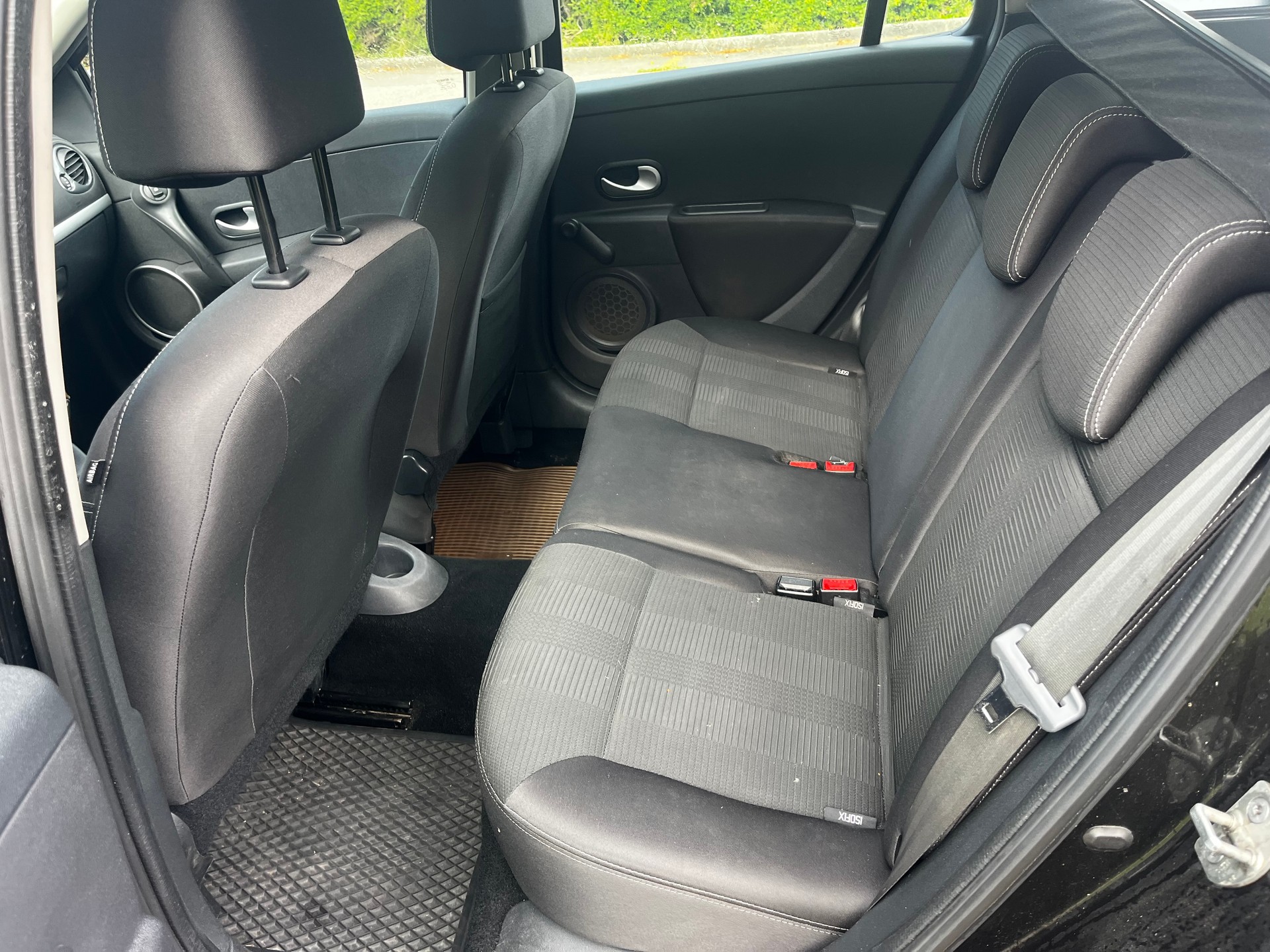 RENAULT Clio Grandtour 1.2 16V Turbo 20th Edition-image-8