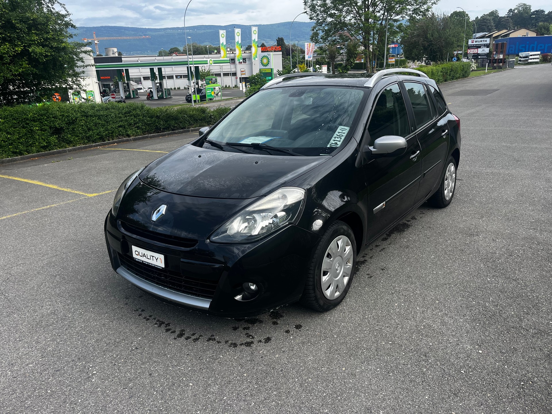 RENAULT Clio Grandtour 1.2 16V Turbo 20th Edition-image-2