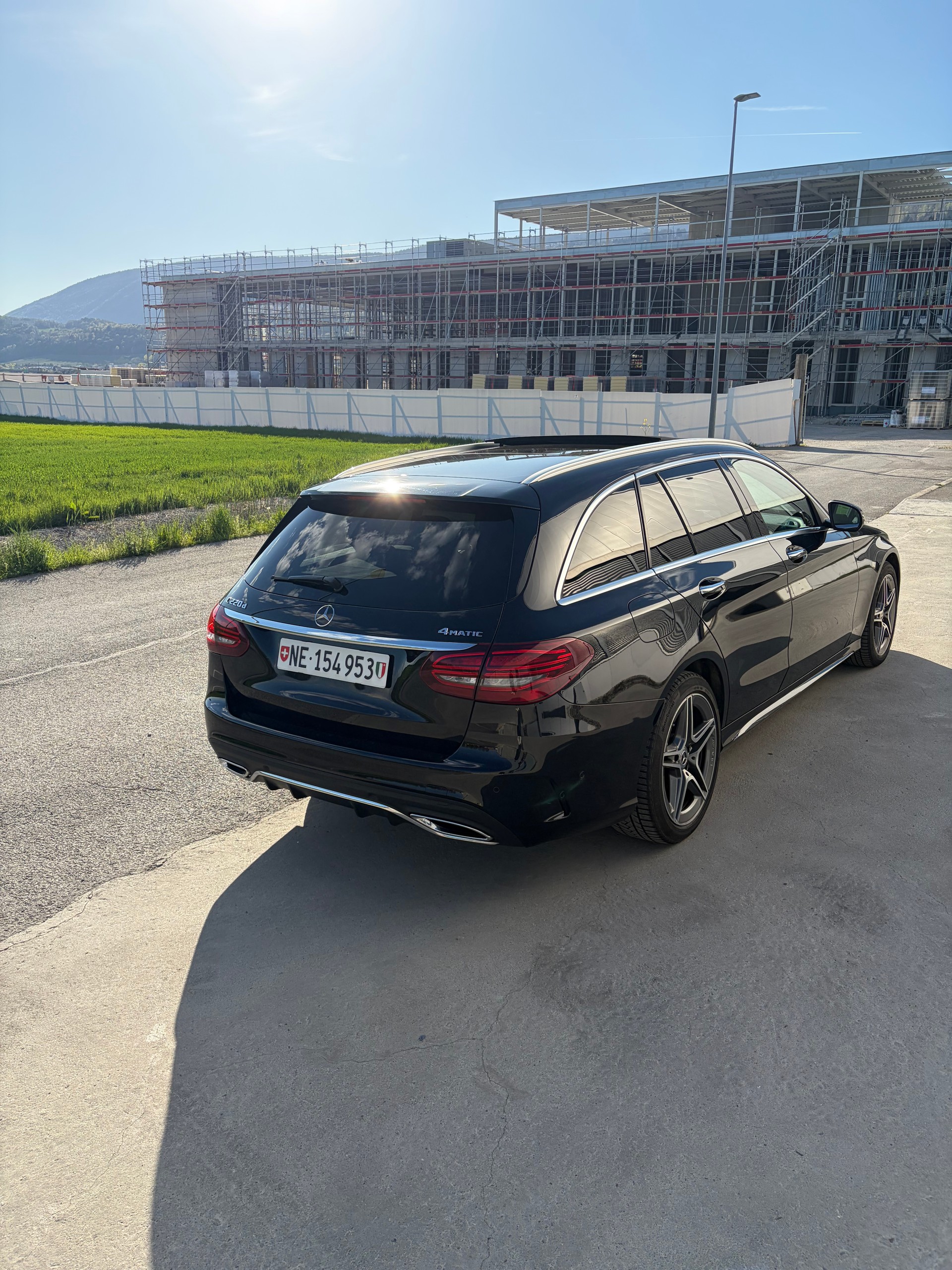 MERCEDES-BENZ C 220 d AMG Line 4matic-image-0