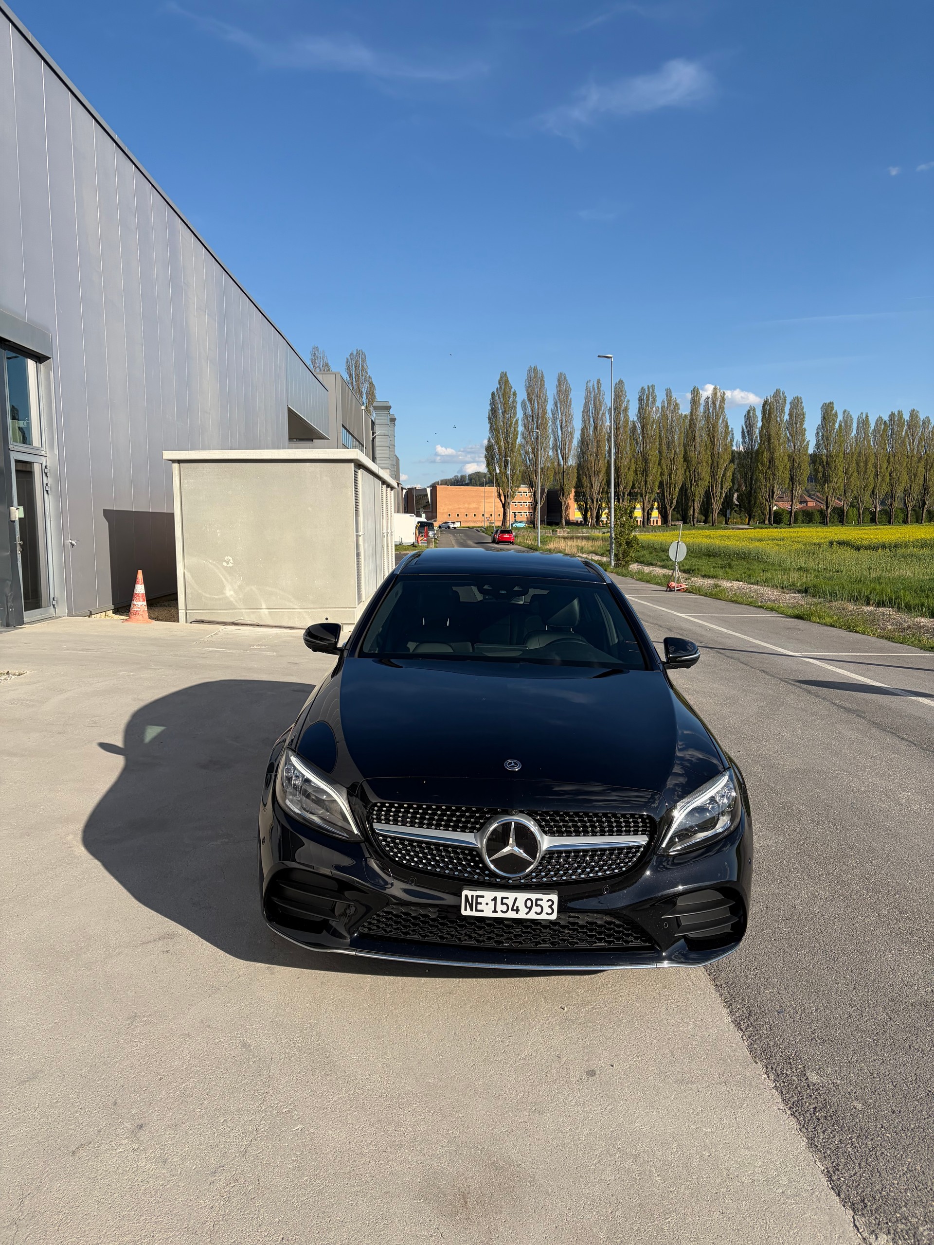 MERCEDES-BENZ C 220 d AMG Line 4matic-image-2