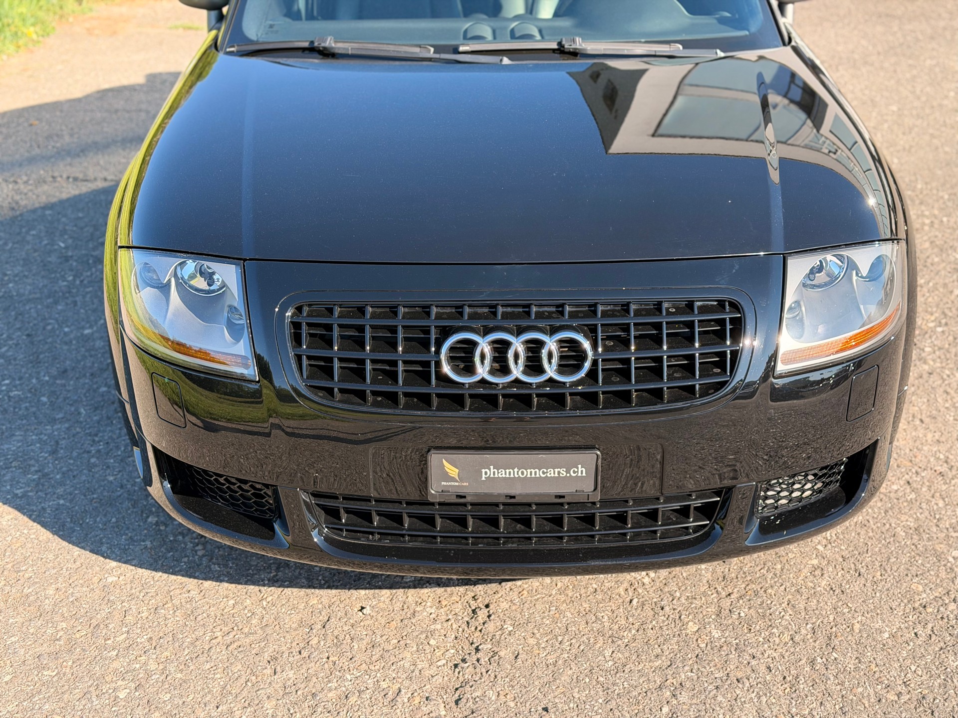 AUDI TT Coupé 3.2 quattro-image-22
