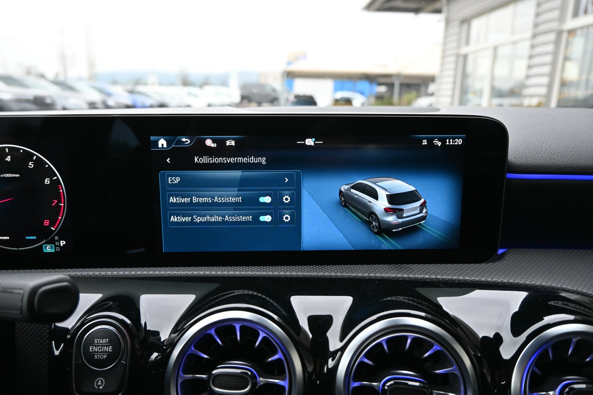 MERCEDES-BENZ A 200 AMG Line 7G-DCT-image-23