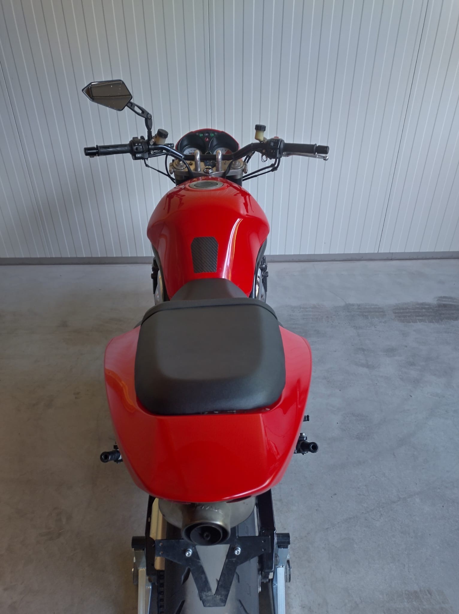 SUZUKI GSF 1200 S Bandit-image-4