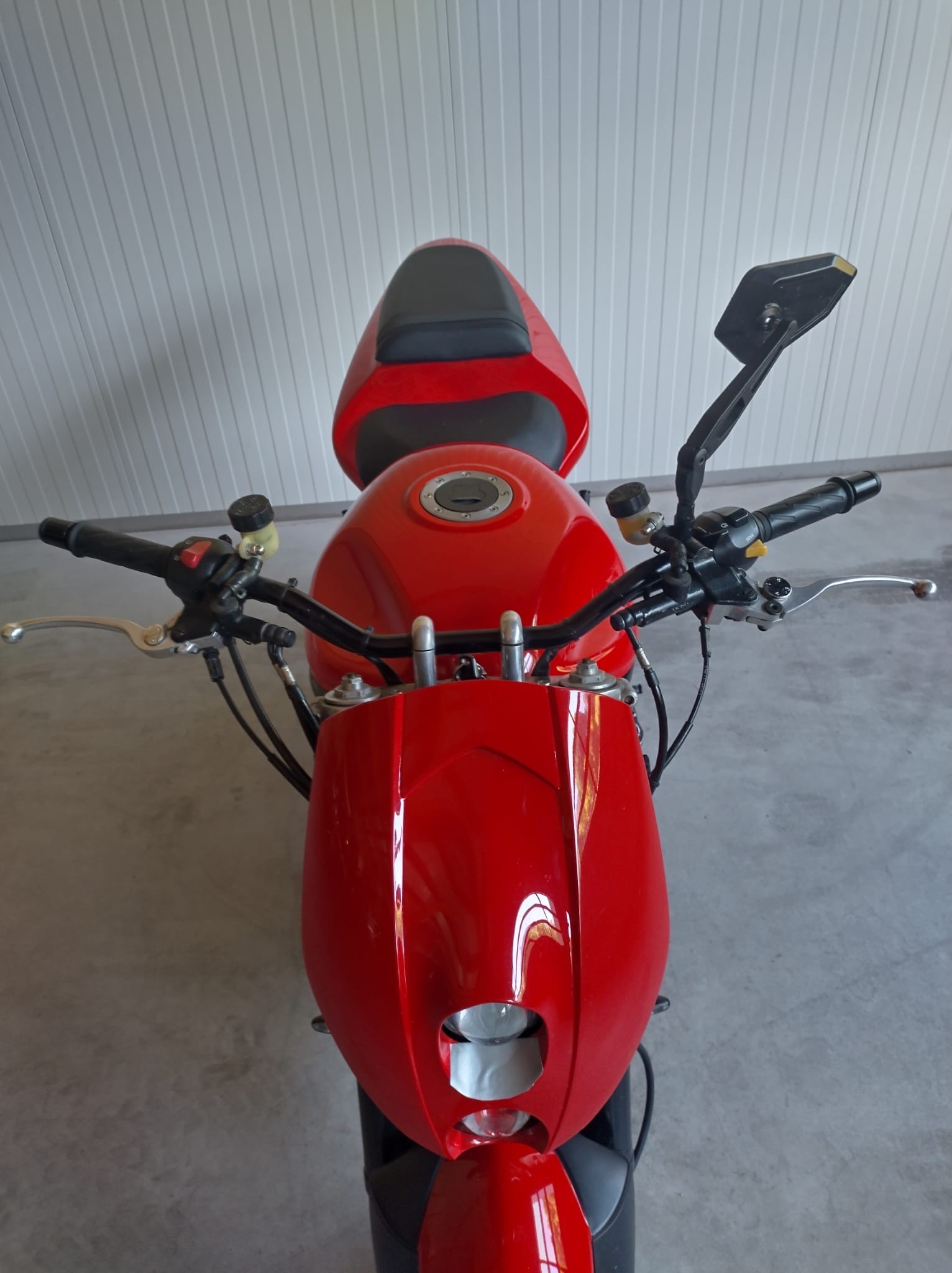 SUZUKI GSF 1200 S Bandit-image-3