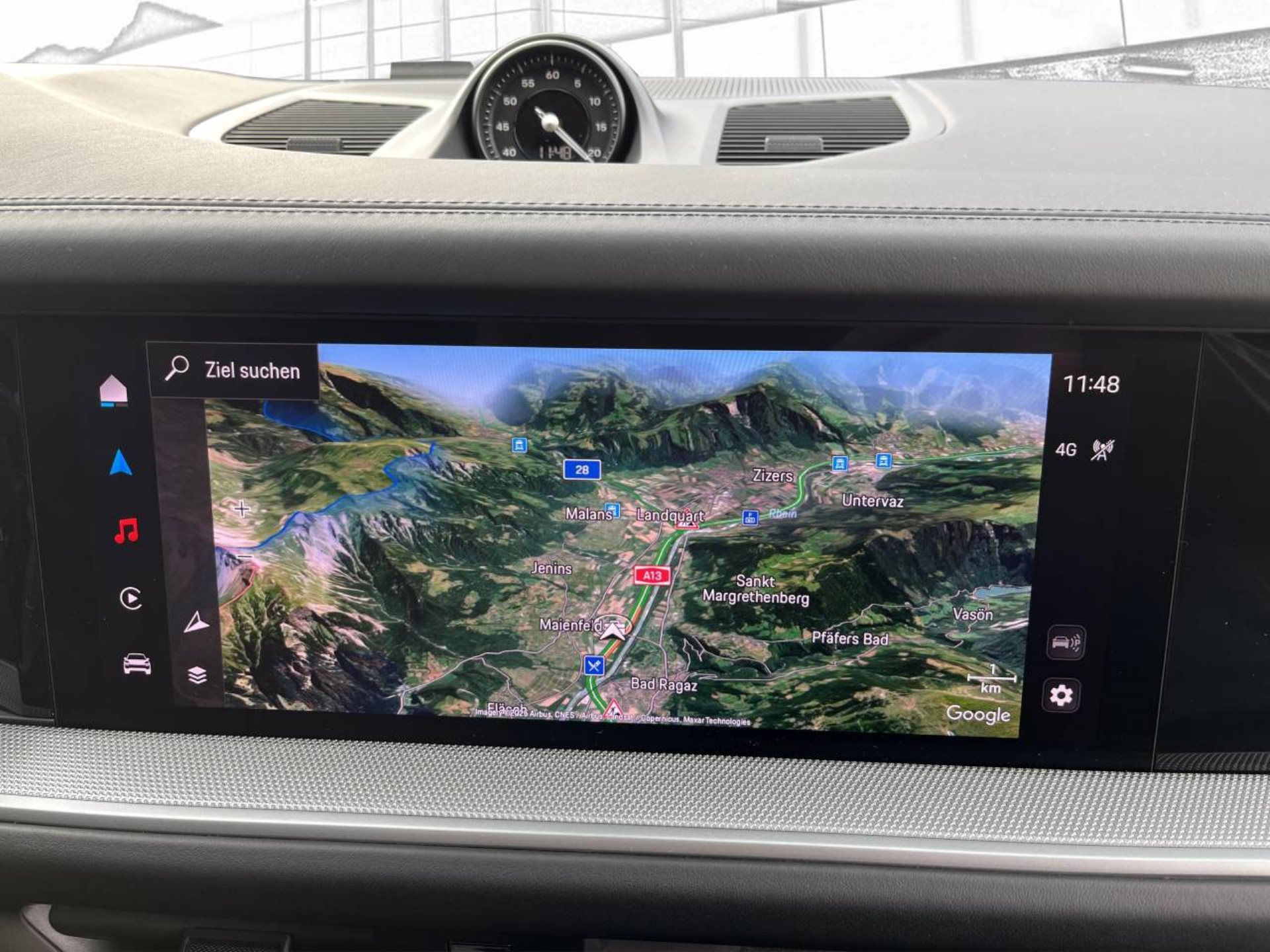 PORSCHE Cayenne E-Hybrid Coupé-image-25
