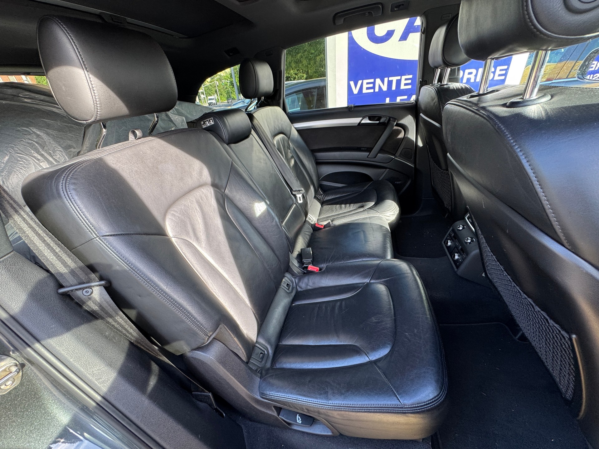 AUDI Q7 4.2 TDI quattro tiptronic-image-8