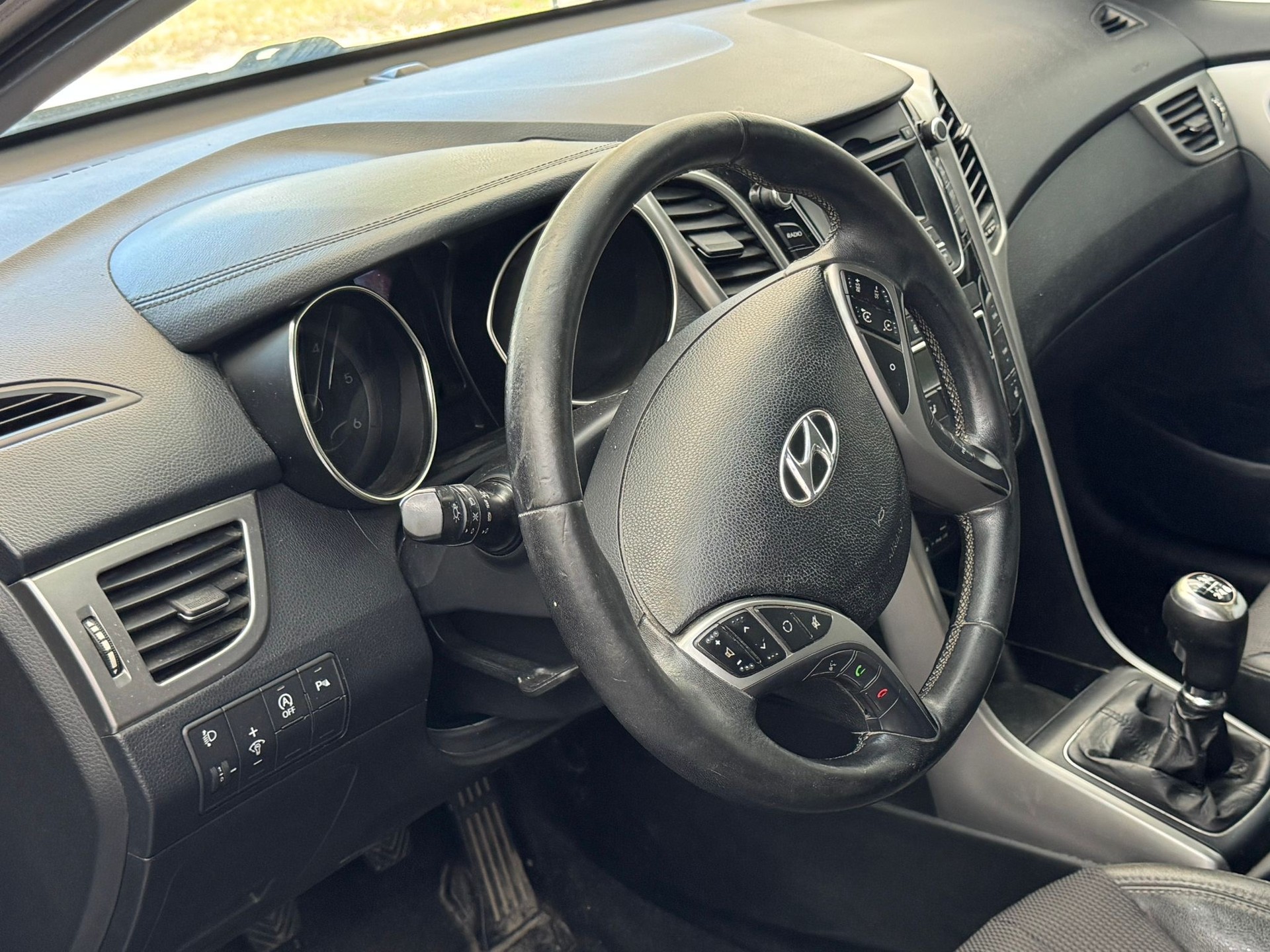 HYUNDAI i30 Wagon 1.6 CRDi Premium-image-7