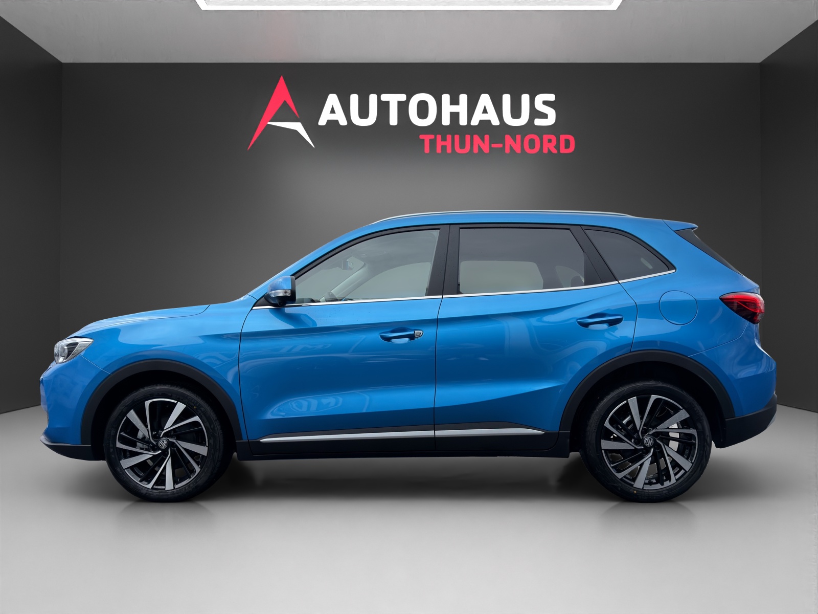 MG ZS 1.5 Hybrid+ Luxury-image-1