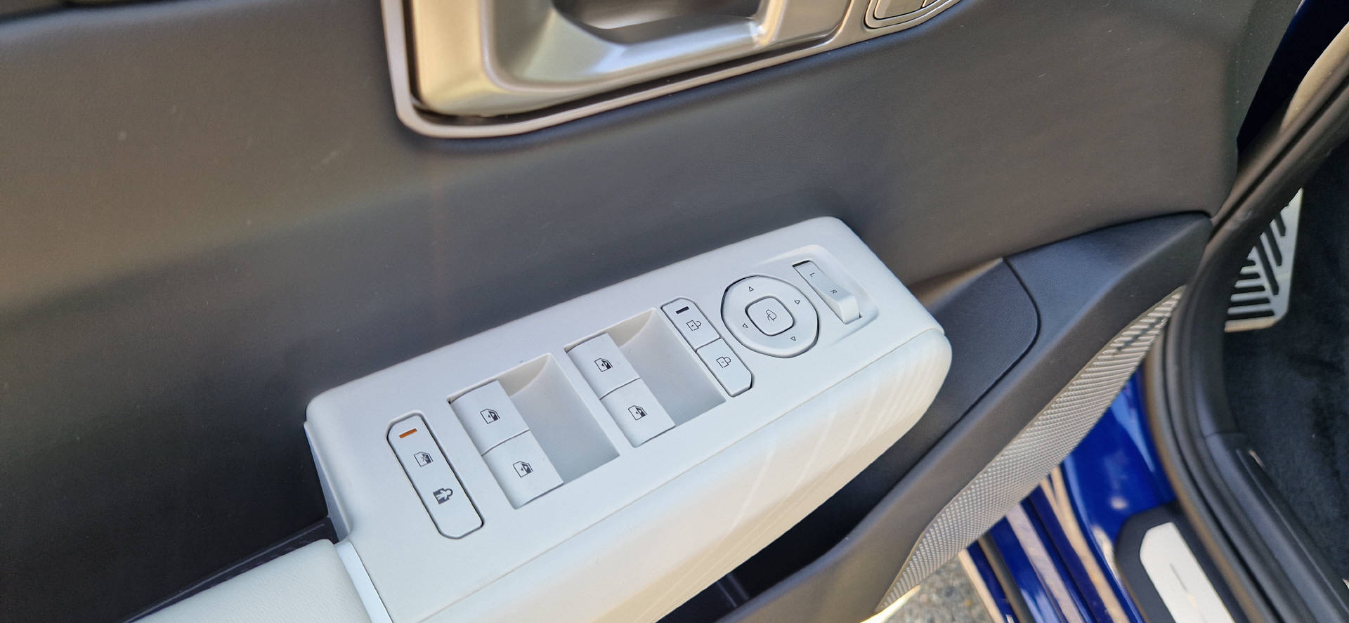 KIA EV4 Fastback 81 kWh GT-Line-image-4