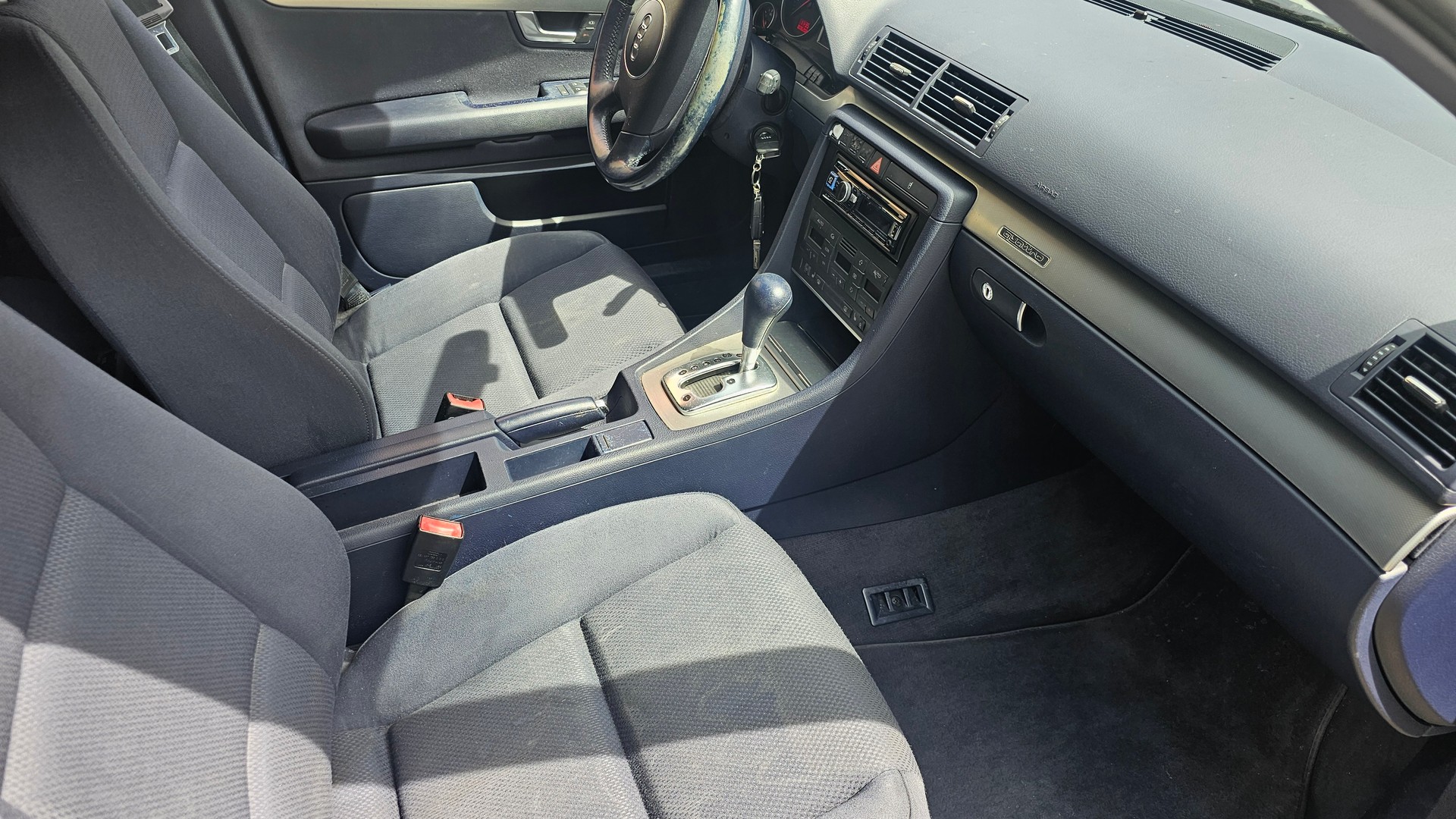 AUDI A4 Avant 3.0 V6 quattro-image-5