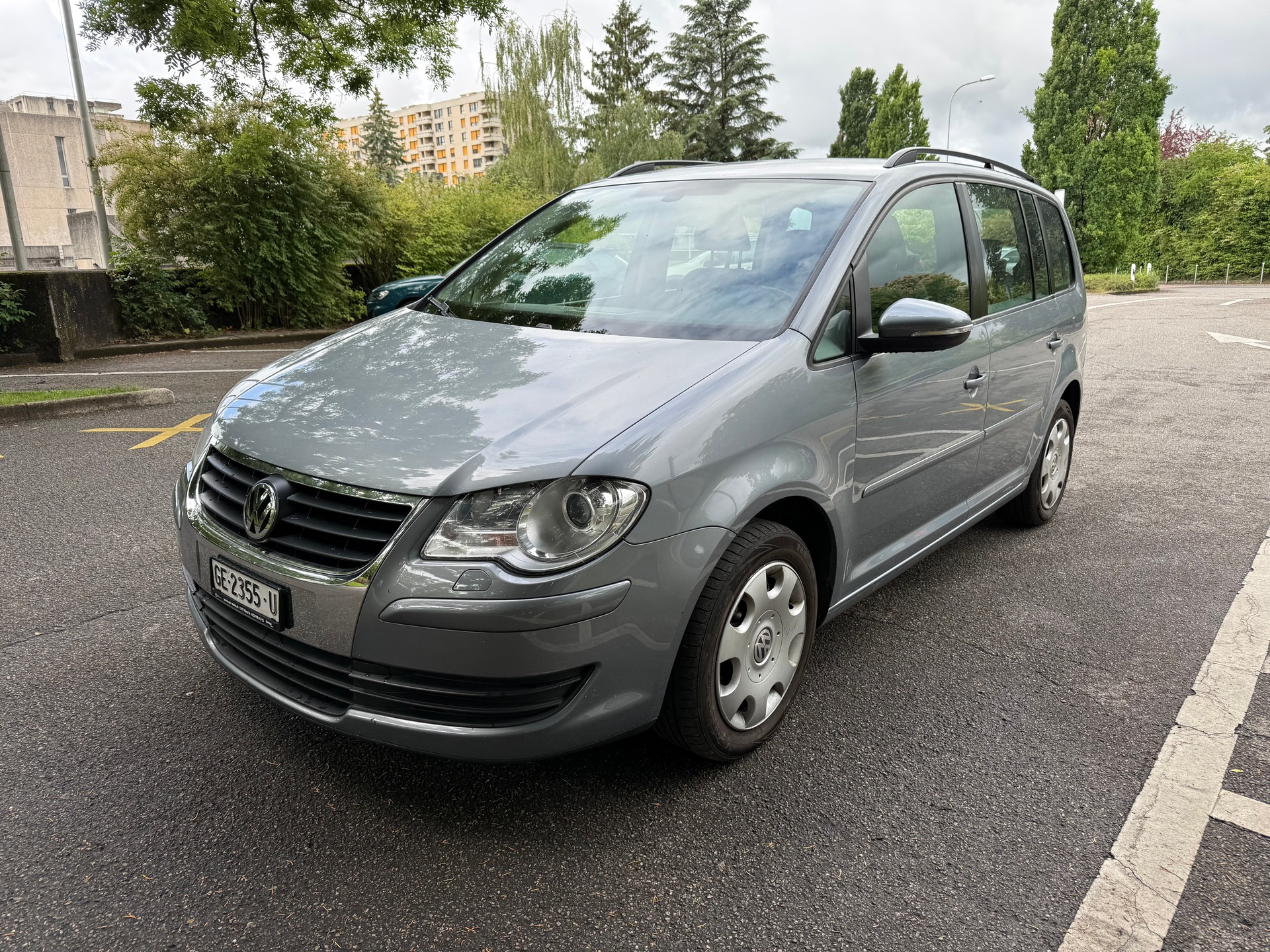 VW Touran 1.4 TSI Trendline DSG-image-0