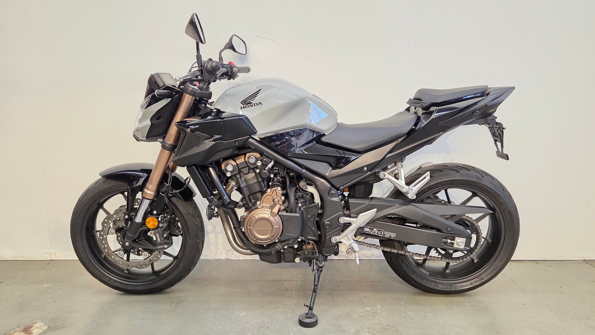 HONDA CB 500 F ABS-showroom-element-1
