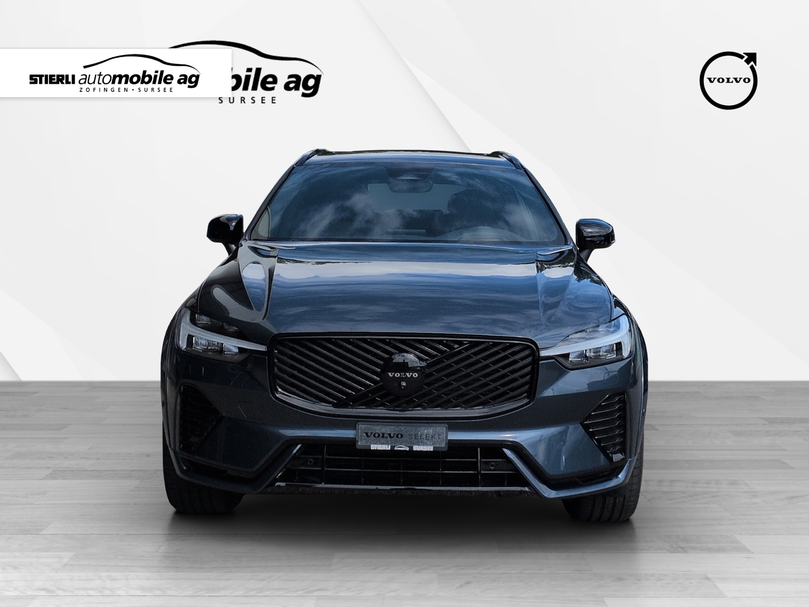 VOLVO XC60 2.0 T6 TE Black Edition eAWD-showroom-element-1