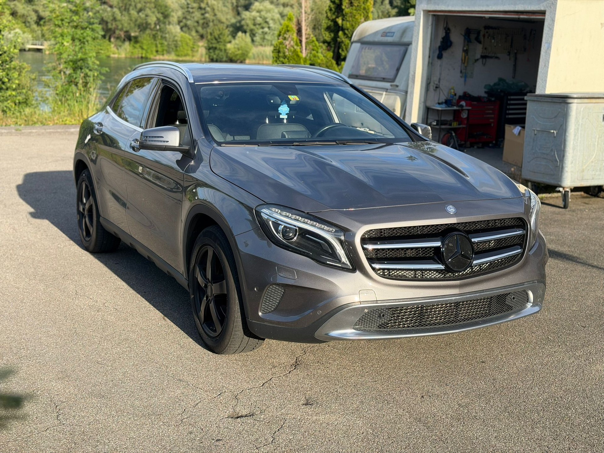 MERCEDES-BENZ GLA 200 CDI Swiss Star Edition 4Matic 7G-DCT-image-3