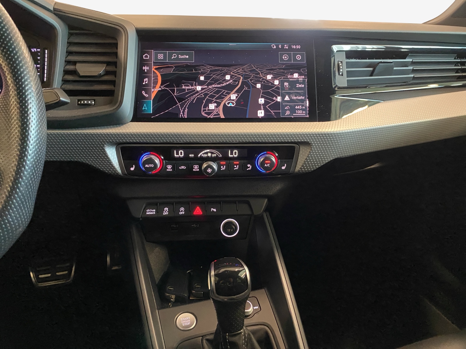 AUDI A1 Sportback 40 TFSI S Line S-tronic-image-10