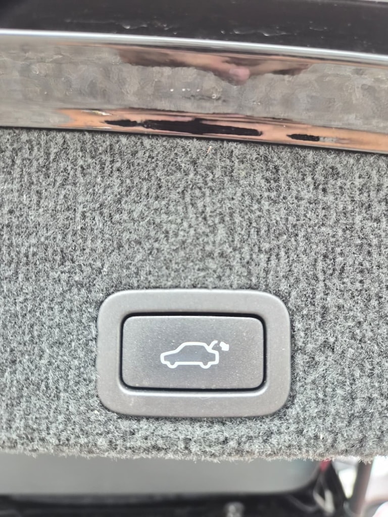 VOLVO XC60 D3 Momentum Geartronic-image-15