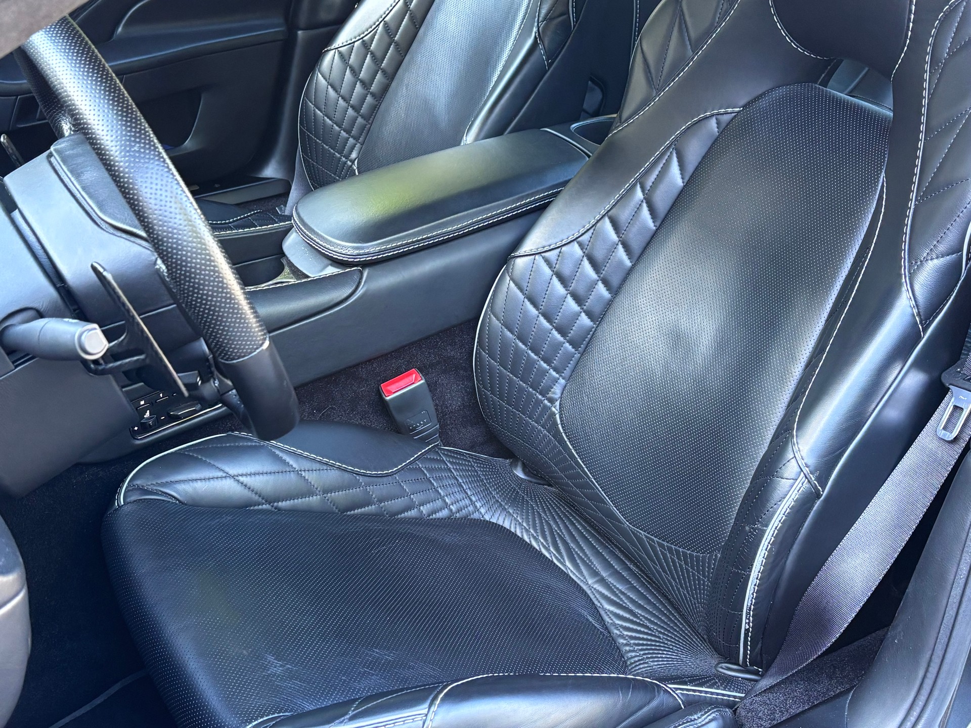 ASTON MARTIN Vanquish V12 S Touchtronic 3-image-20