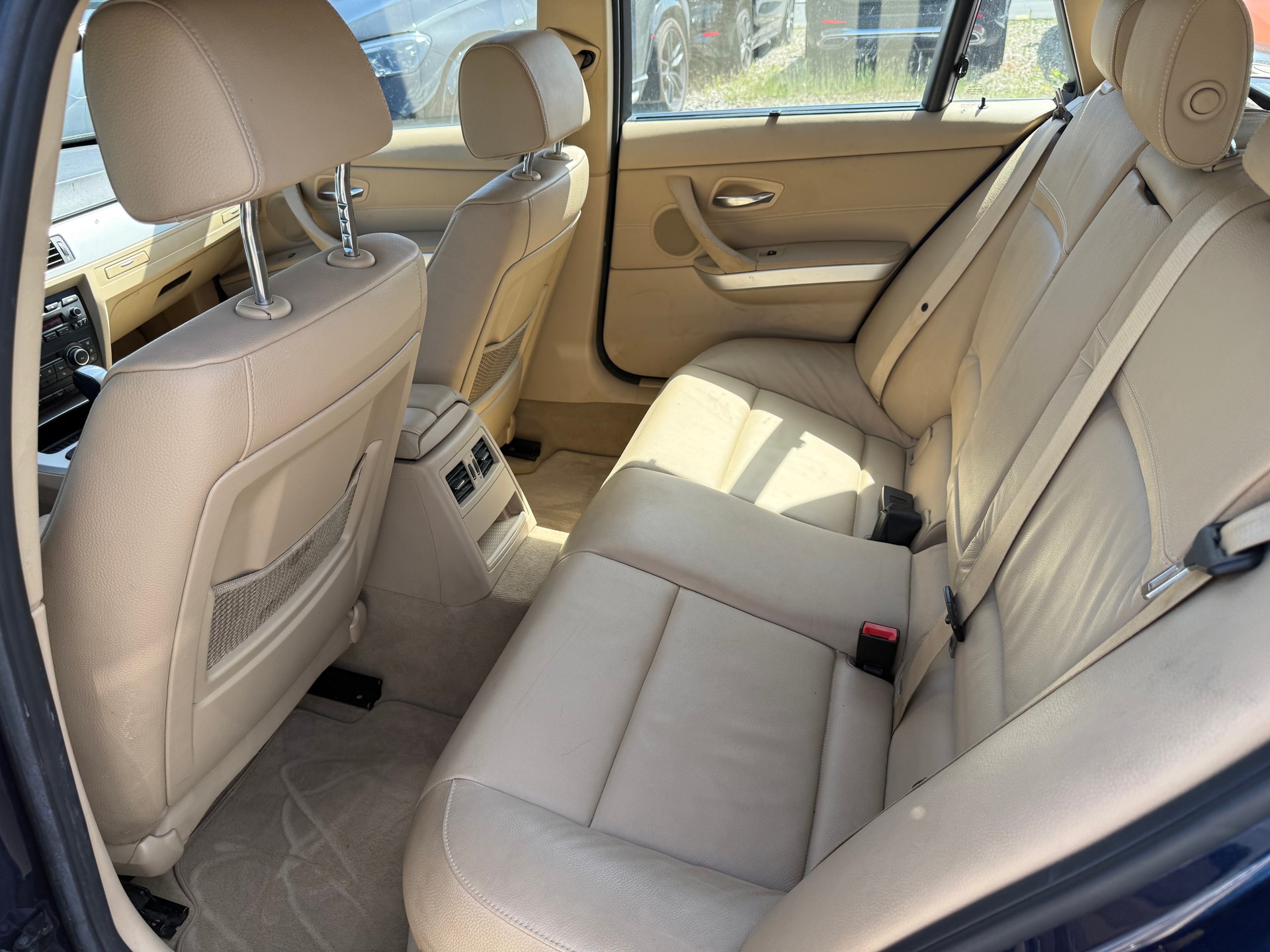 BMW 325i xDrive Touring Steptronic-image-7