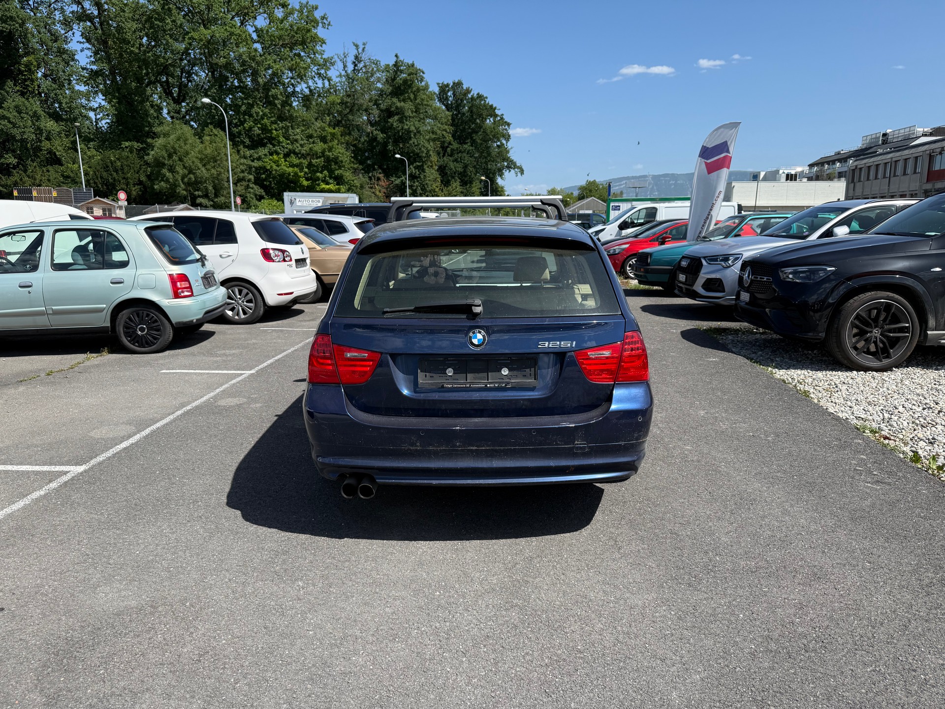 BMW 325i xDrive Touring Steptronic-image-3