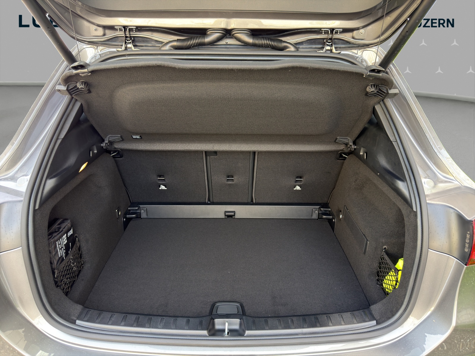 MERCEDES-BENZ GLA 250 4Matic 8G-DCT Swiss Star-image-14