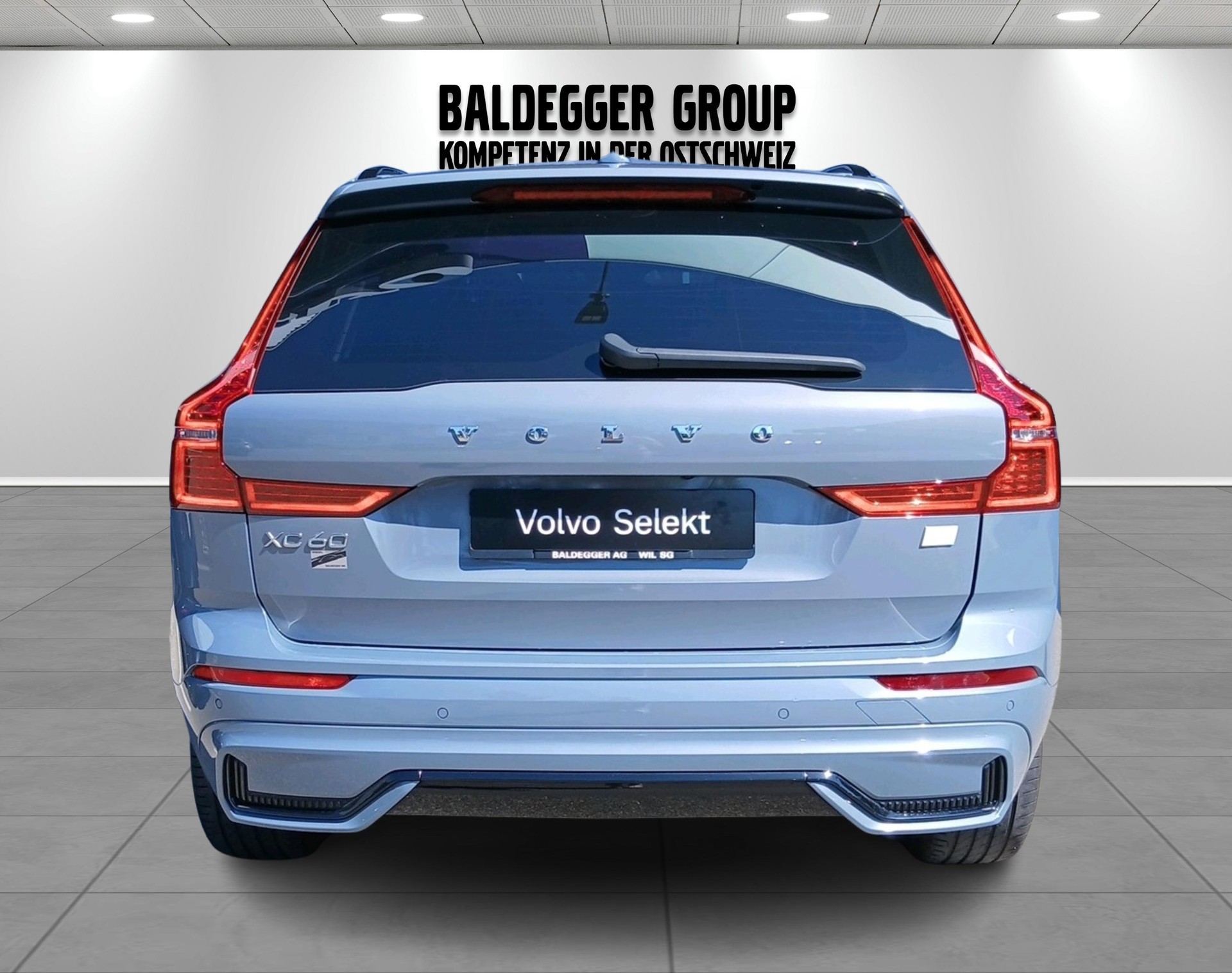 VOLVO XC60 2.0 T8 TE R-Design eAWD-image-9