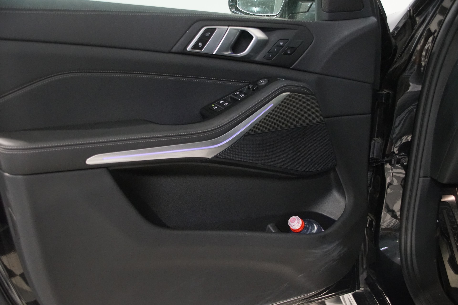 BMW X5 xDrive 48V 40d M Sport Steptronic-image-13