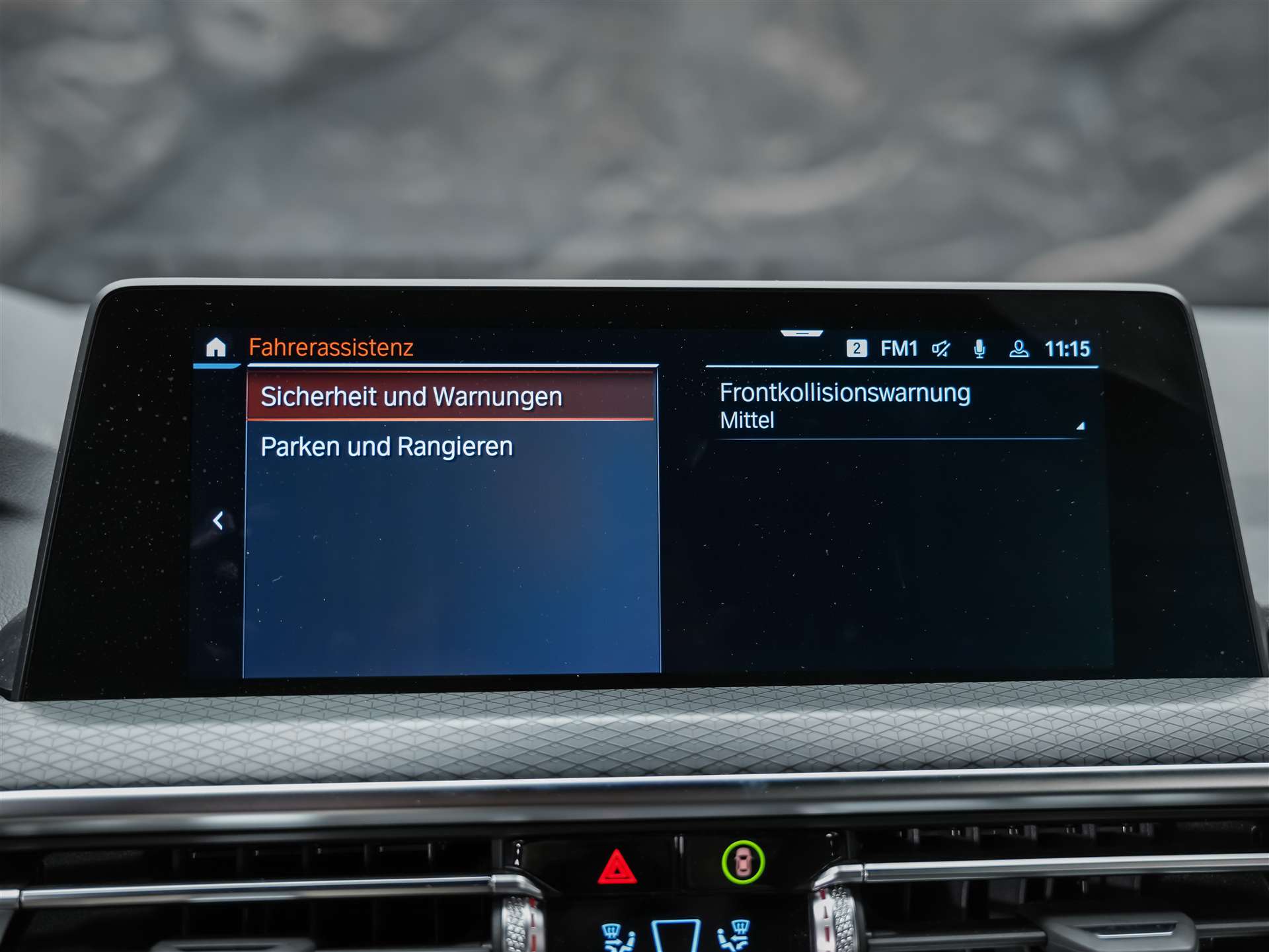 BMW X3 xDrive 20i M Sport *M Sportpaket*Sitzheizung*Parkassistent*-image-32