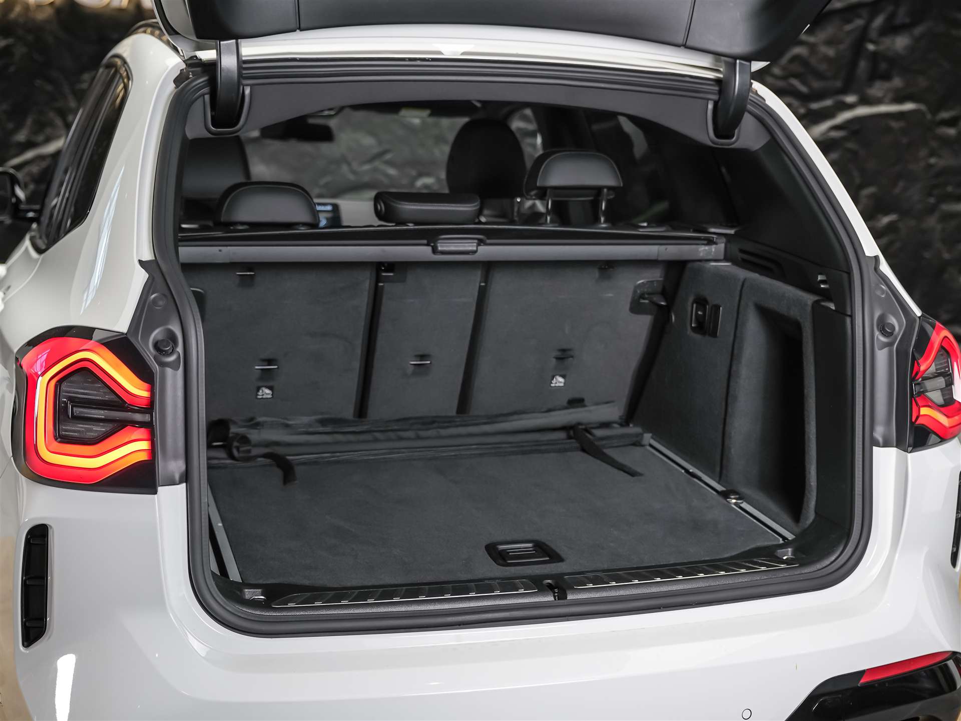 BMW X3 xDrive 20i M Sport *M Sportpaket*Sitzheizung*Parkassistent*-image-37