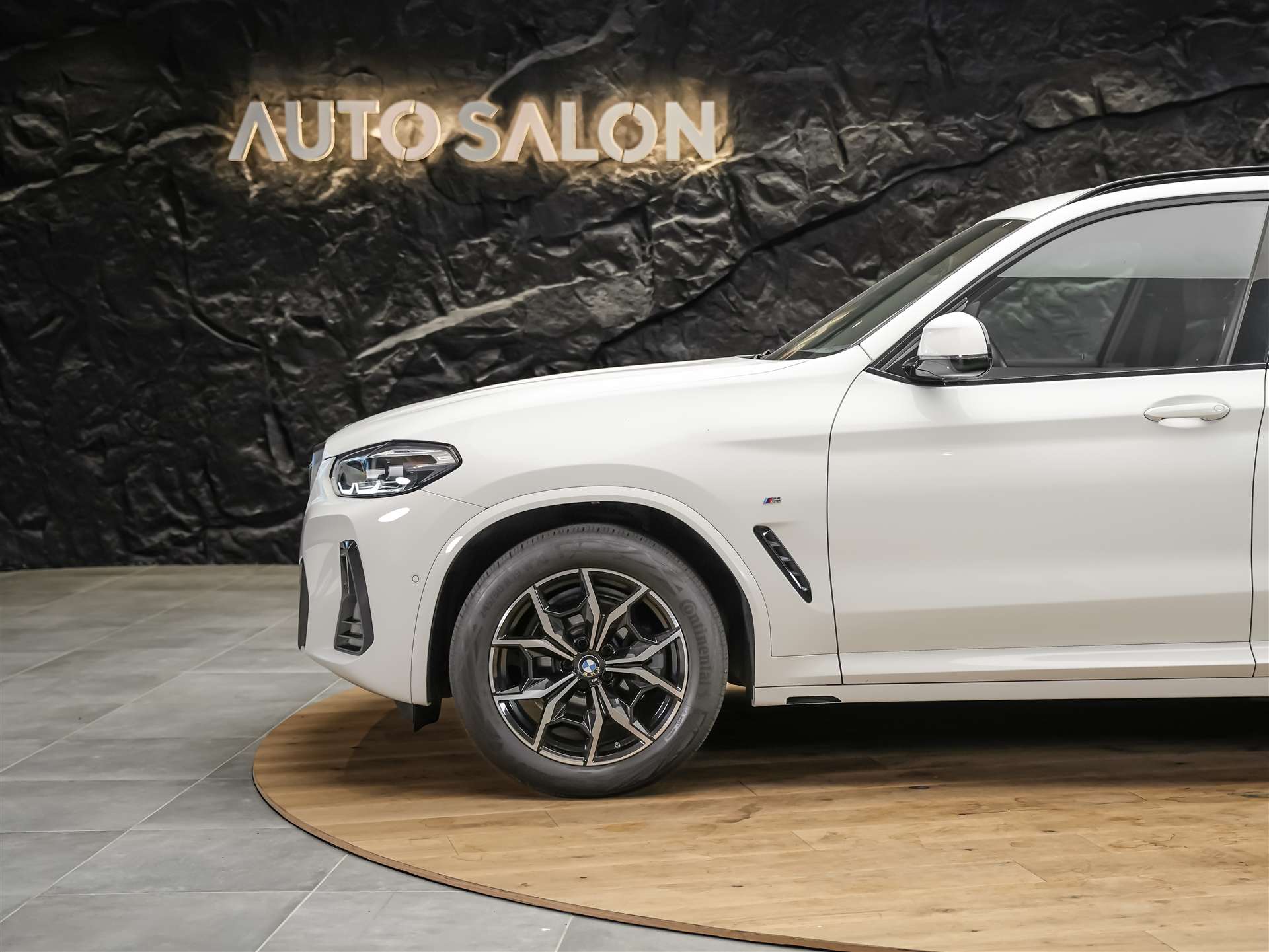 BMW X3 xDrive 20i M Sport *M Sportpaket*Sitzheizung*Parkassistent*-image-15