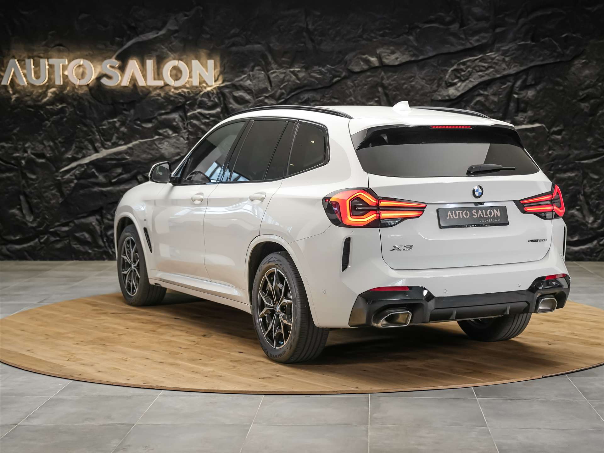 BMW X3 xDrive 20i M Sport *M Sportpaket*Sitzheizung*Parkassistent*-image-2