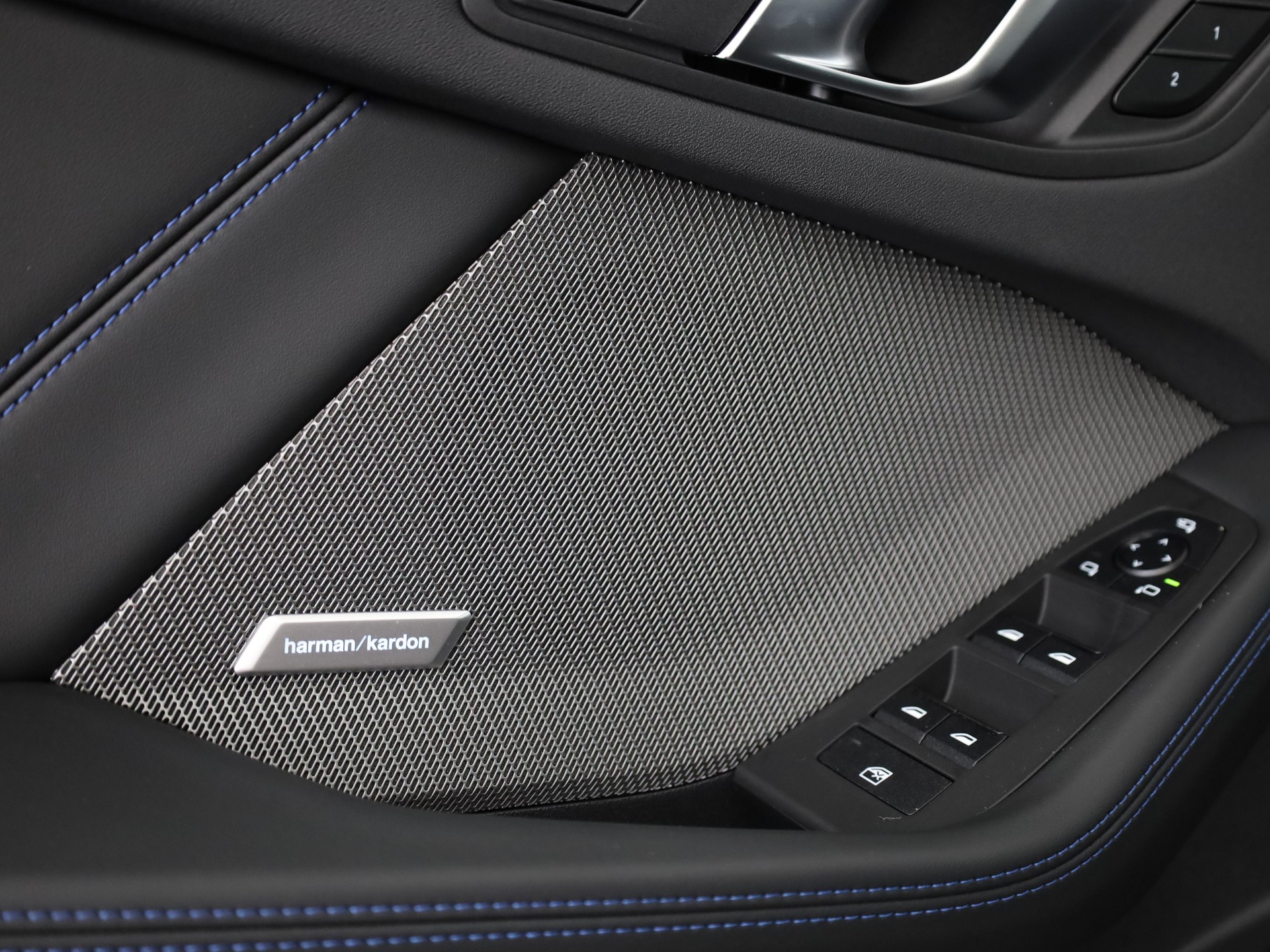 BMW 120d-image-10