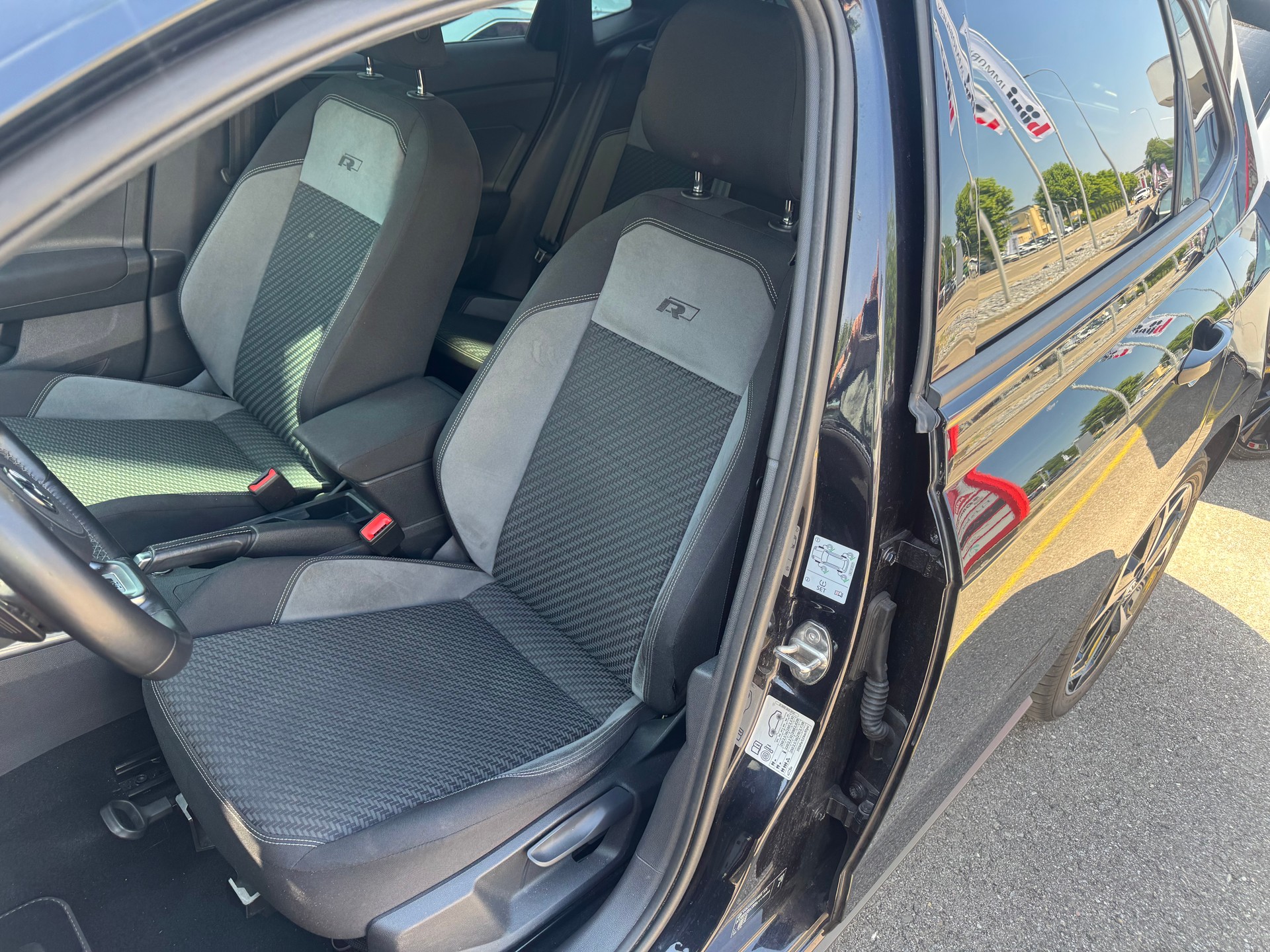 VW Polo 1.0 TSI BMT Highline DSG*R-Line Paket*Rückfahrkamera*-image-7