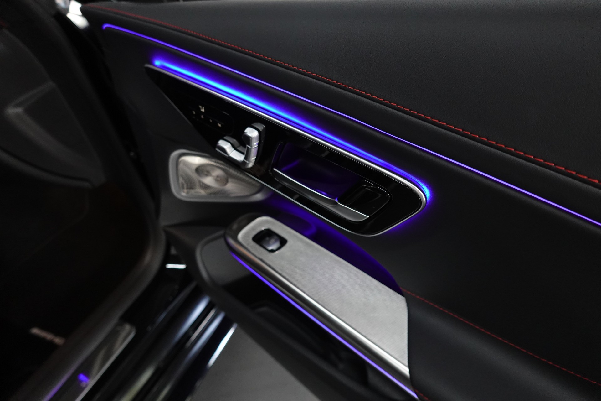 MERCEDES-BENZ CLE 53 COUPE AMG 4MATIC+ 9G-TRONIC BLACK DIVA-image-42