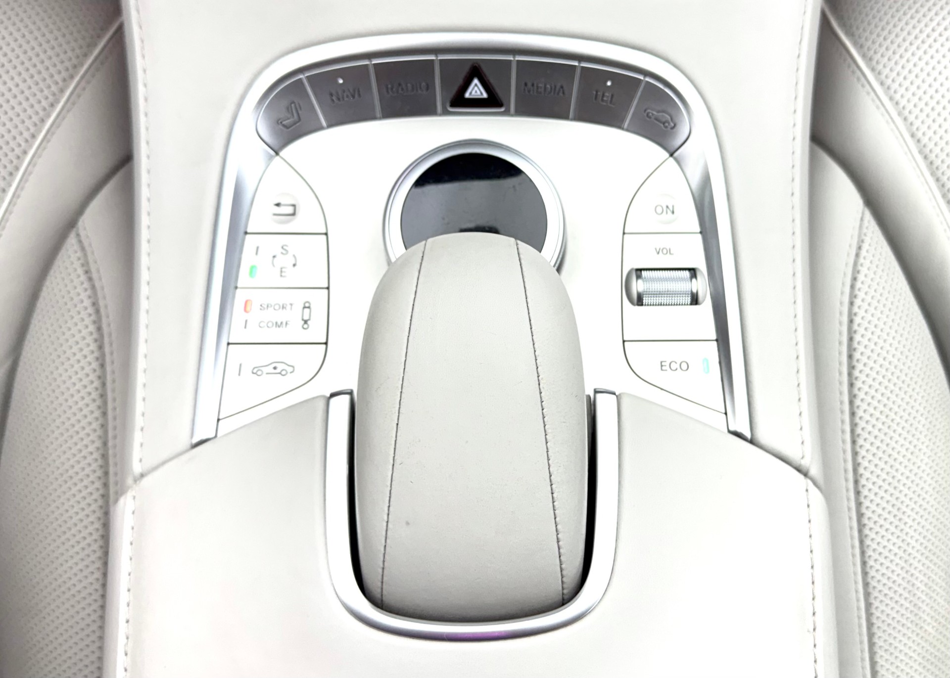 MERCEDES-BENZ S 500 L 4Matic 7G-Tronic Folie Schwarzmatt-image-12