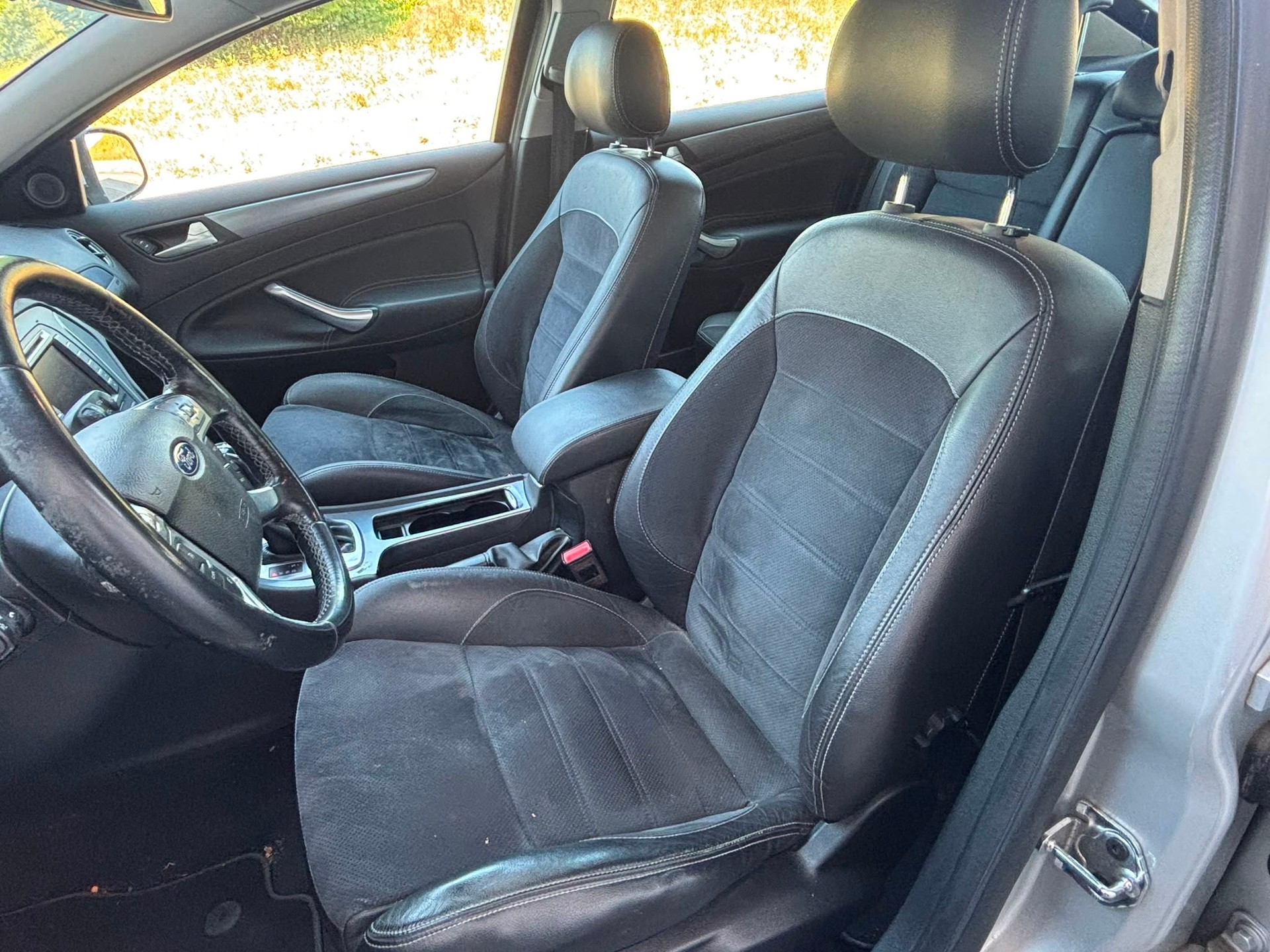FORD Mondeo 2.0 EcoBoost SCTi Winner PowerShift-image-11