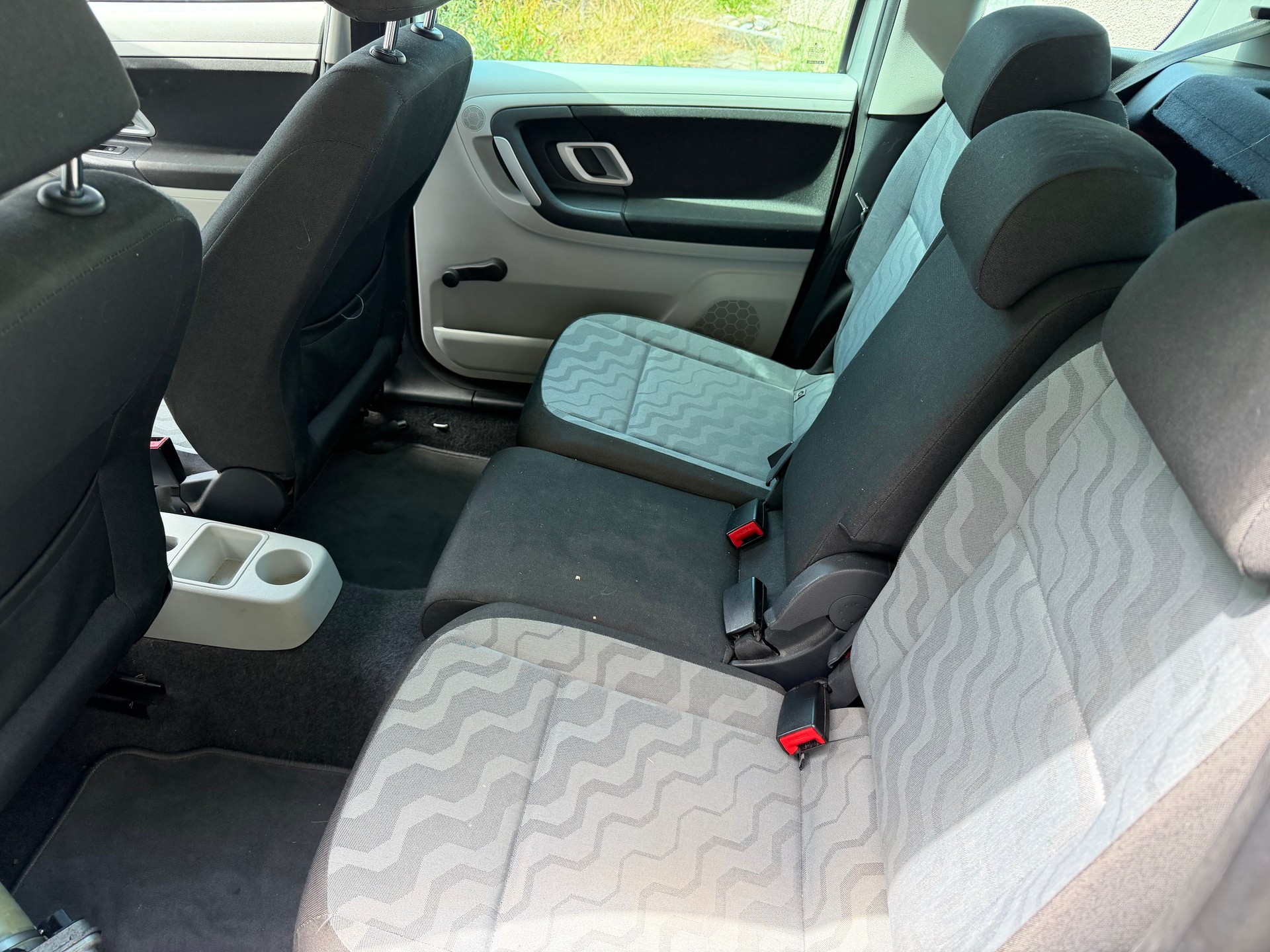 SKODA Roomster 1.6 Style-image-7