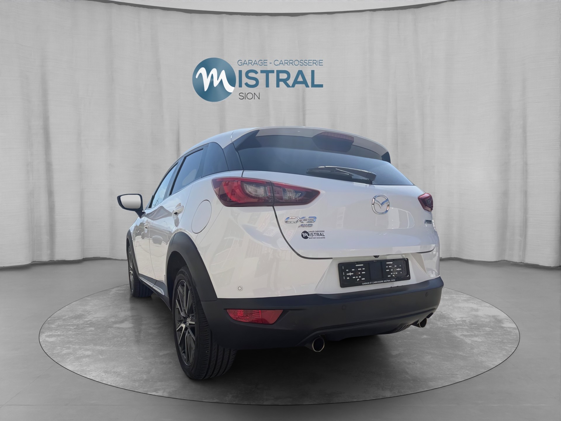 MAZDA CX-3 2.0 Revolution AWD-image-2