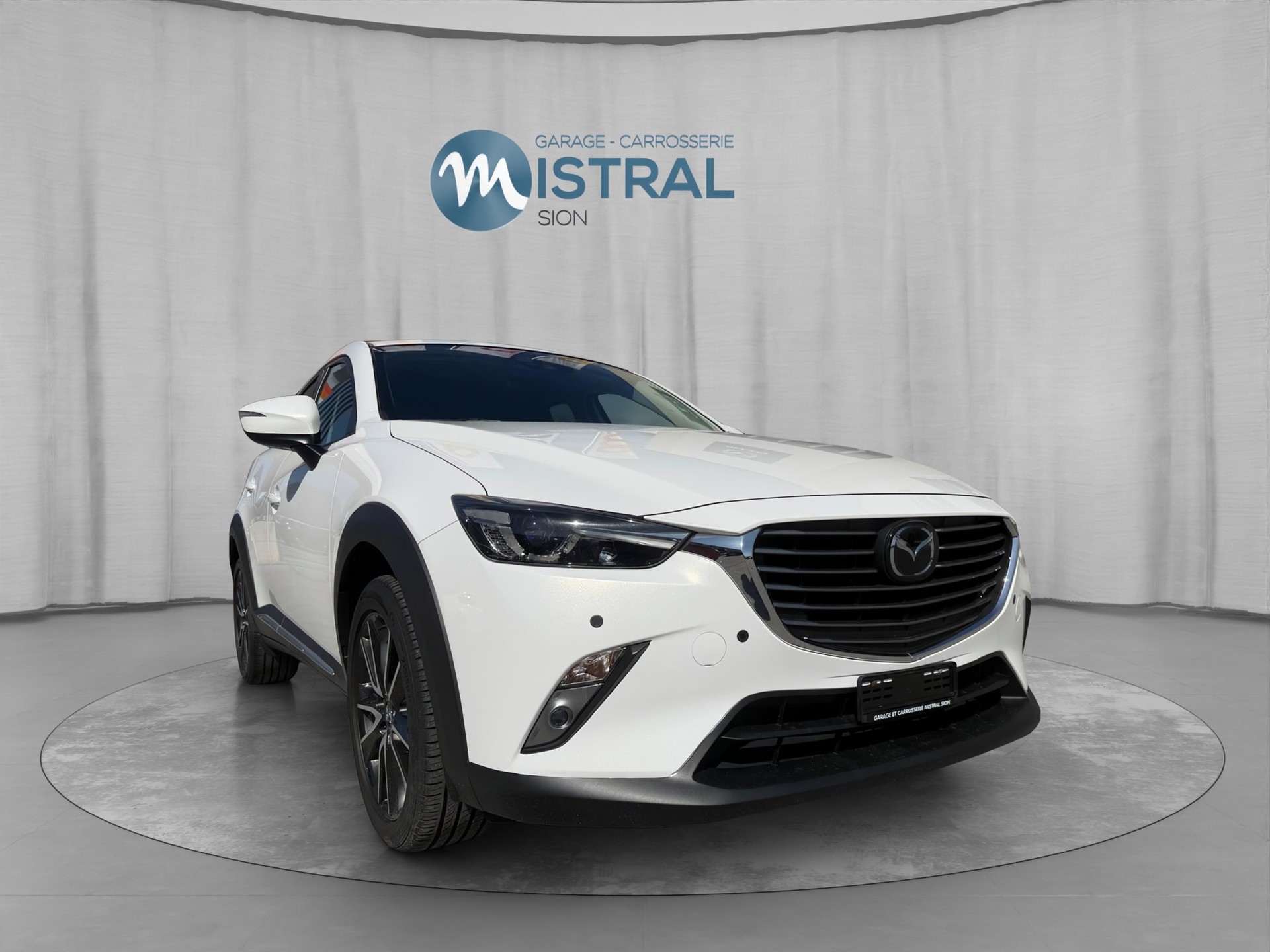MAZDA CX-3 2.0 Revolution AWD-image-6