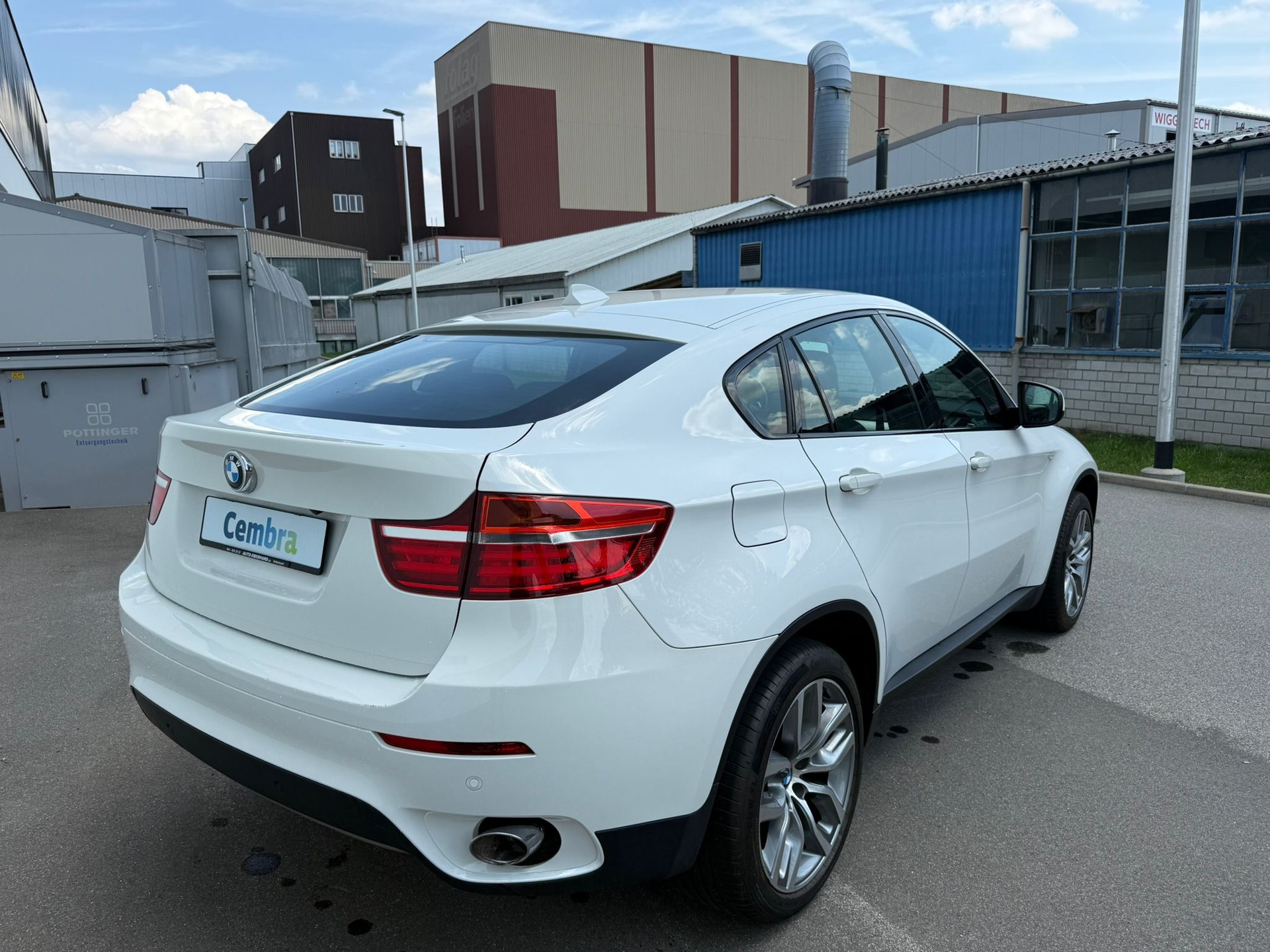 BMW X6 xDrive 40d Steptronic-image-13