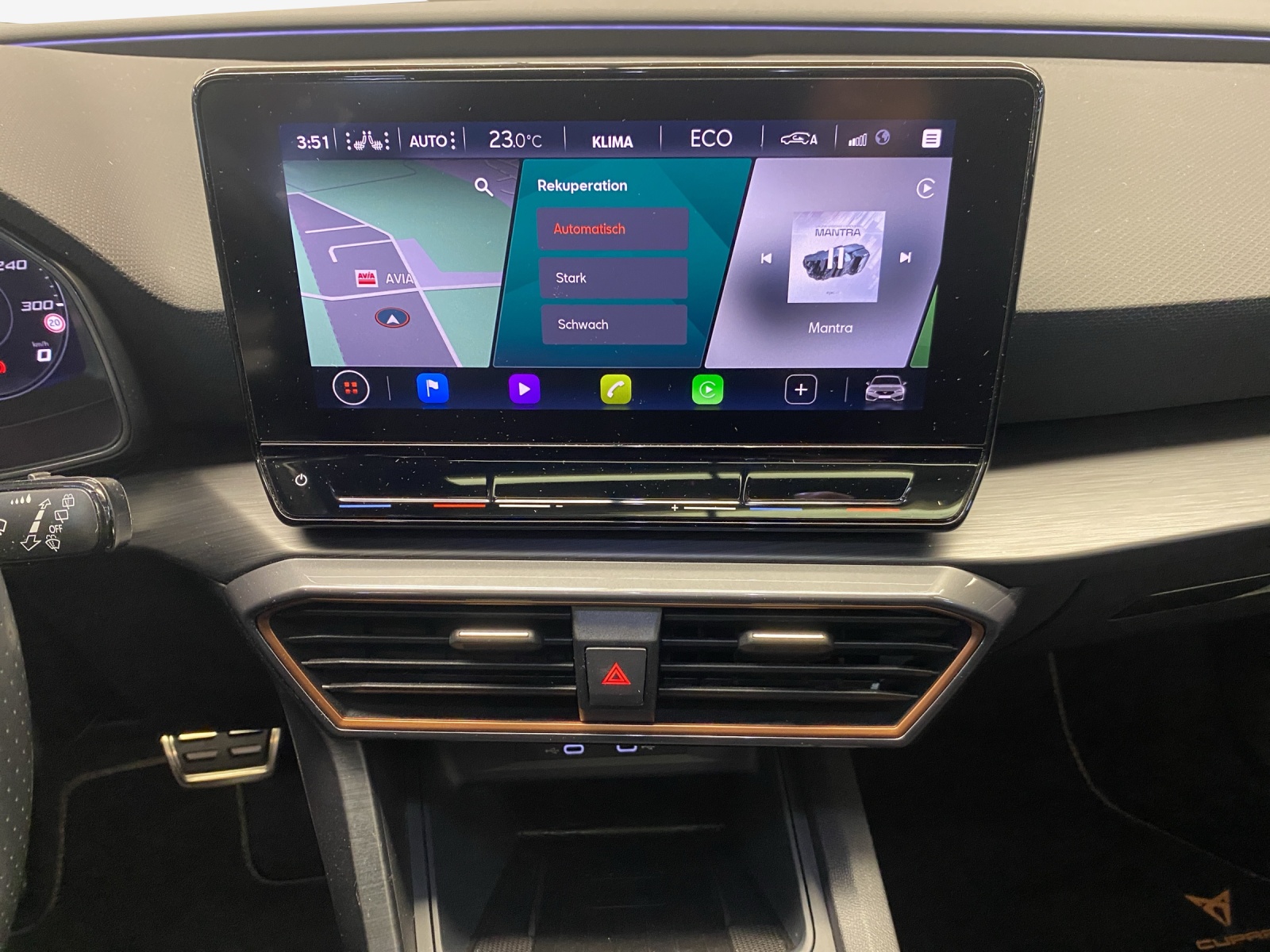 CUPRA LEON 1.4 e-HYBRID pHEV DSG-image-10