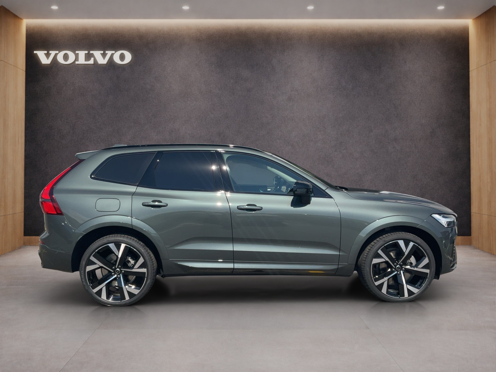 VOLVO XC60 2.0 B5 MH Ultra Dark AWD-image-6
