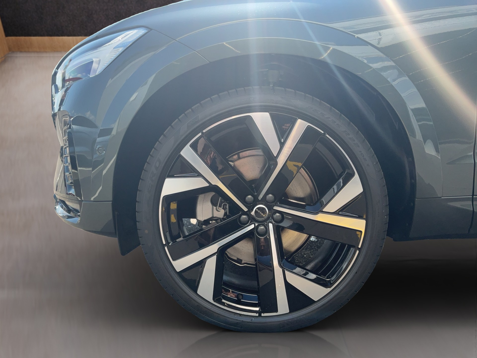 VOLVO XC60 2.0 B5 MH Ultra Dark AWD-image-8