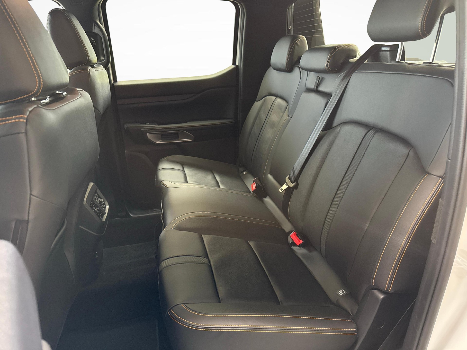FORD Ranger DKab.Pick-up 2.3 EcoBoost 4x4 Wildtrak PHEV-image-10