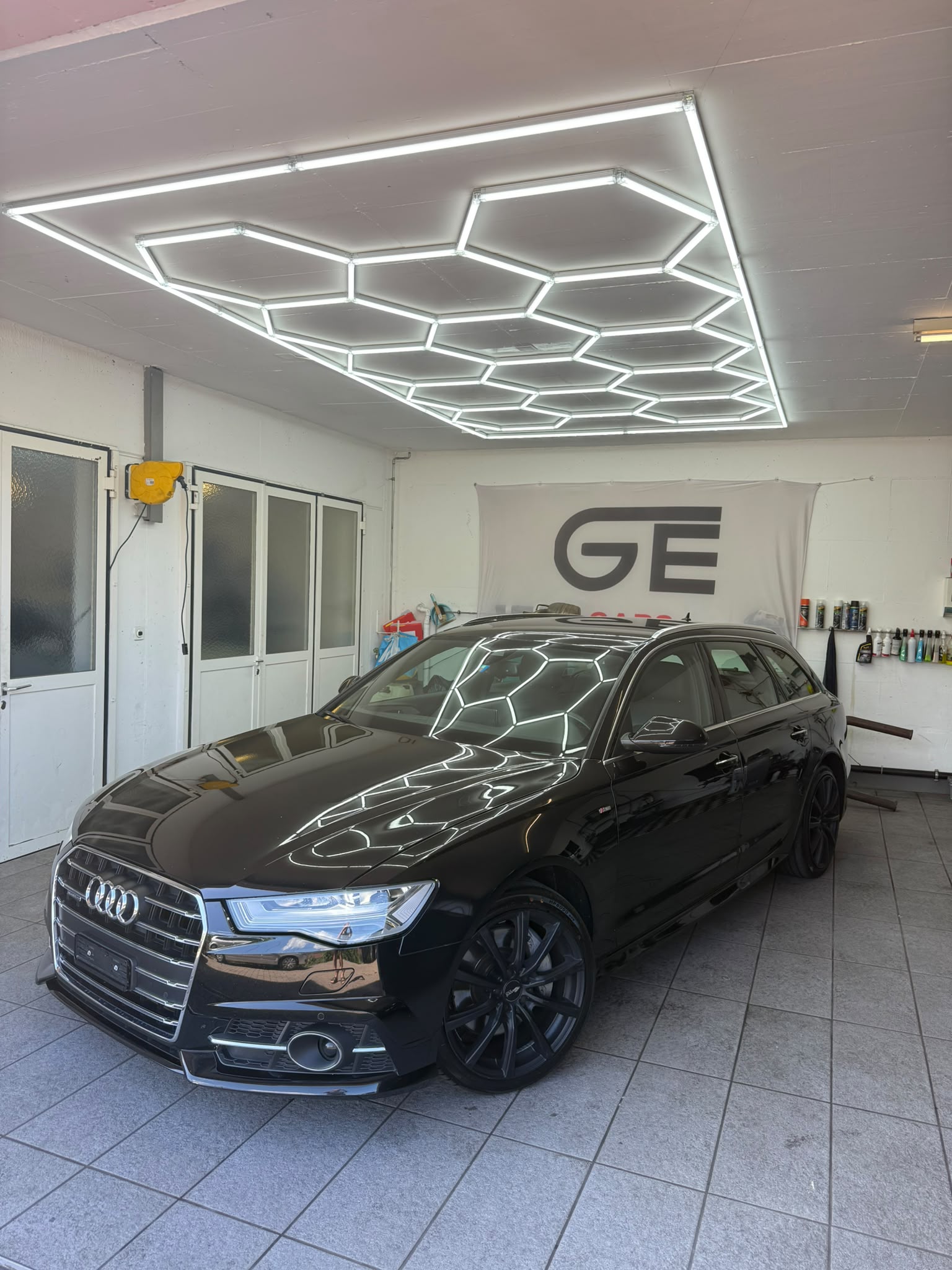 AUDI A6 Avant 3.0 TDI V6 quattro S-tronic-image-0